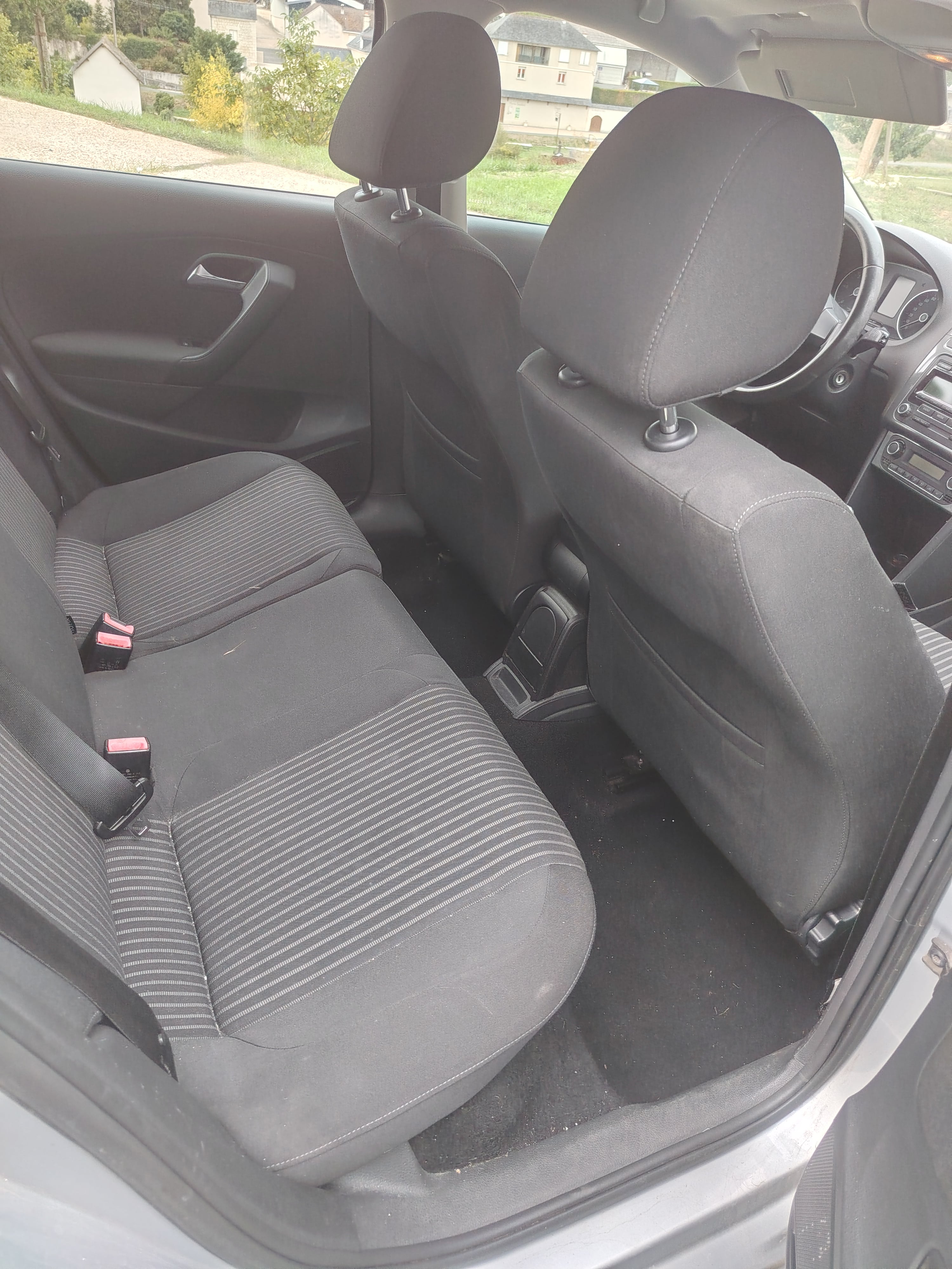 Volkswagen Polo avec Autoradio