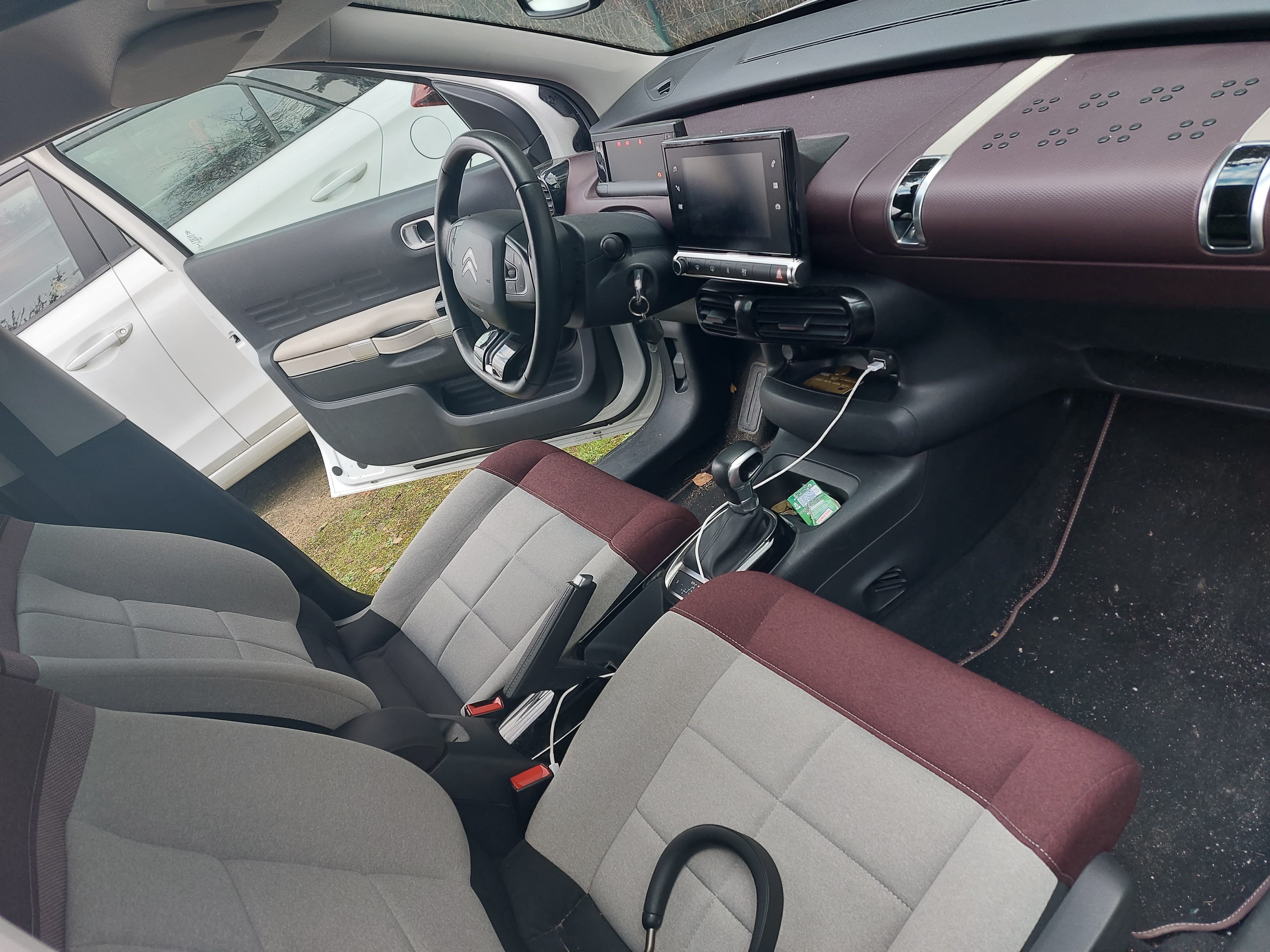 Citroen C4 Cactus avec GPS