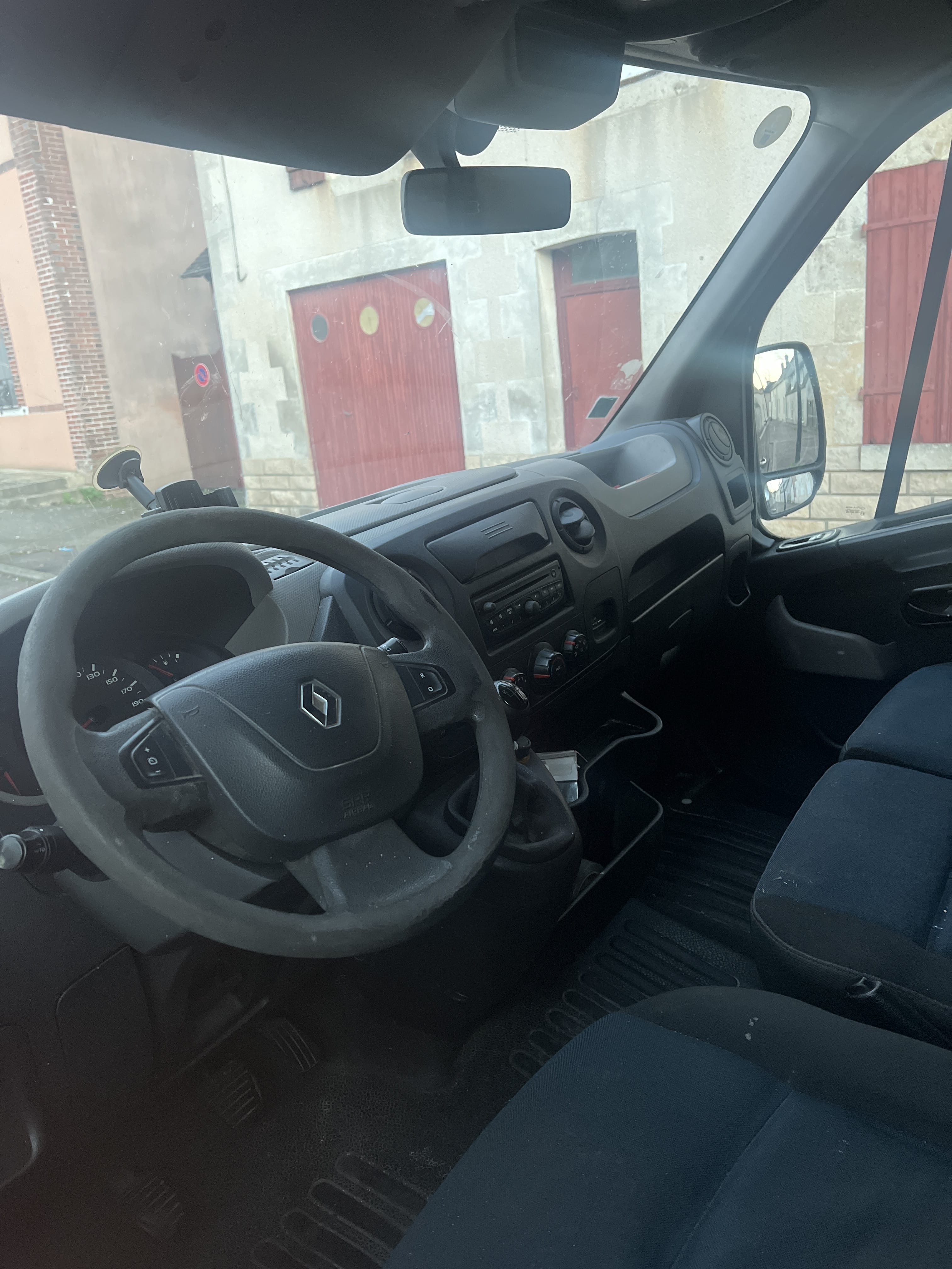 Renault Master Dci 125 avec Audio Bluetooth