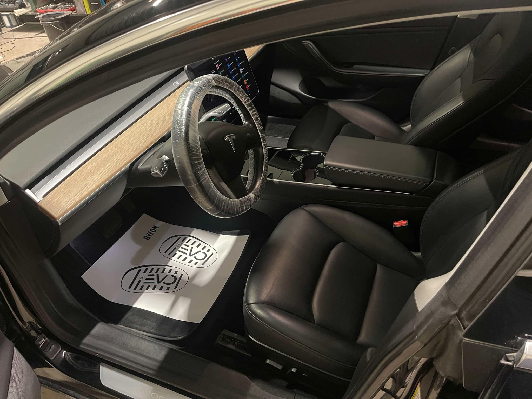 Tesla Model 3 Long Range med Cruisekontroll