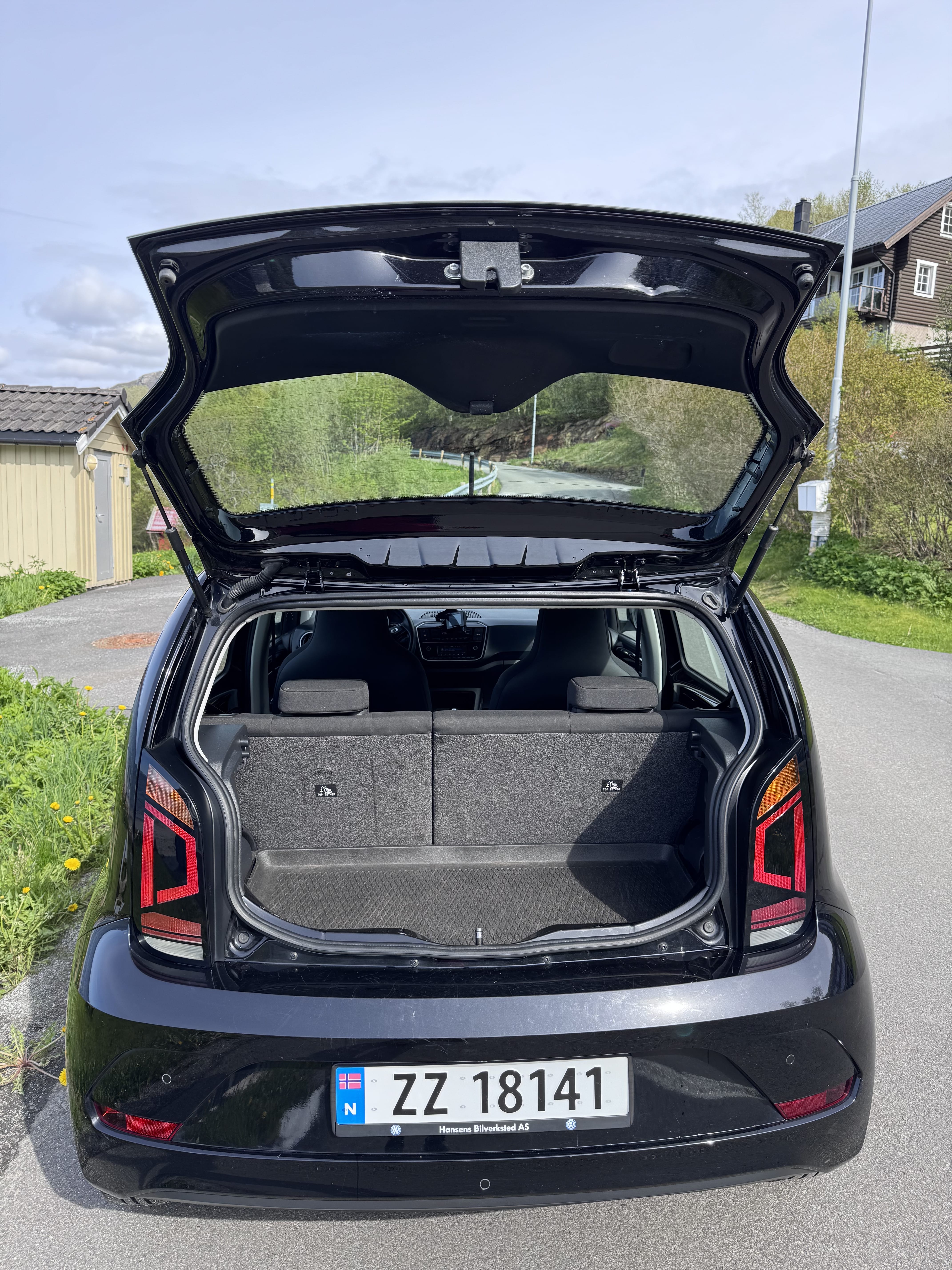 Volkswagen e-Up ! Electric Long Range (~250km summer) med Skiboks
