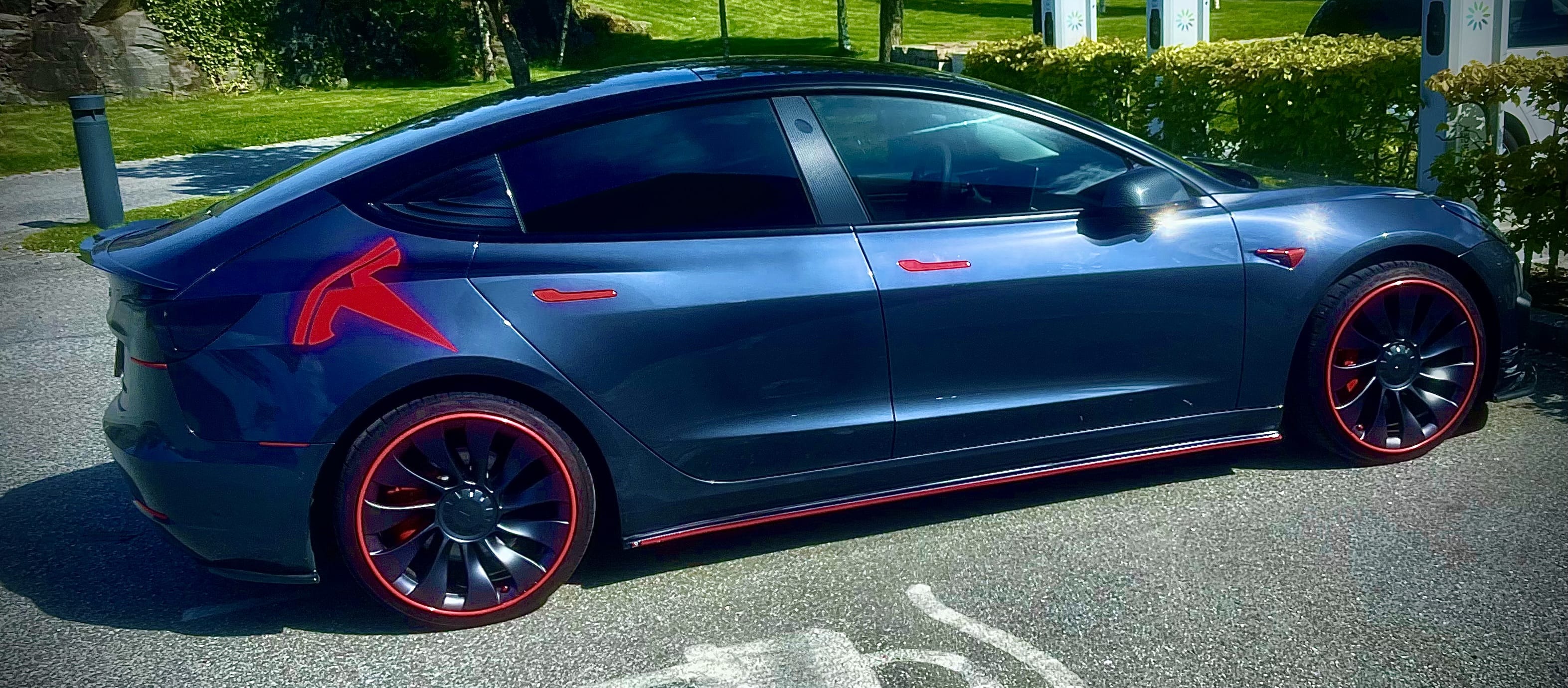Tesla Model 3 Mod 2021 performance with Air conditioning