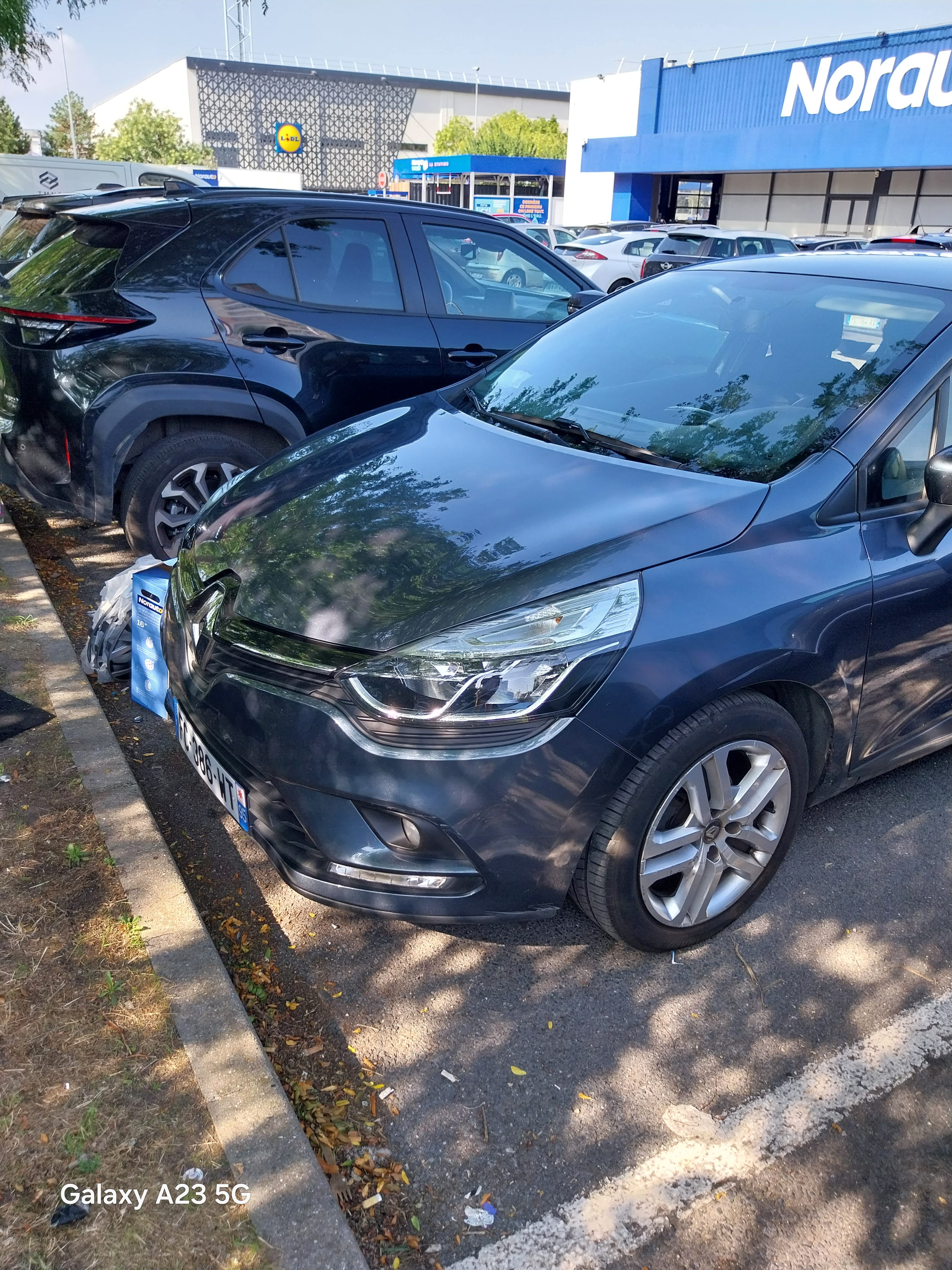 Renault Clio avec Apple CarPlay