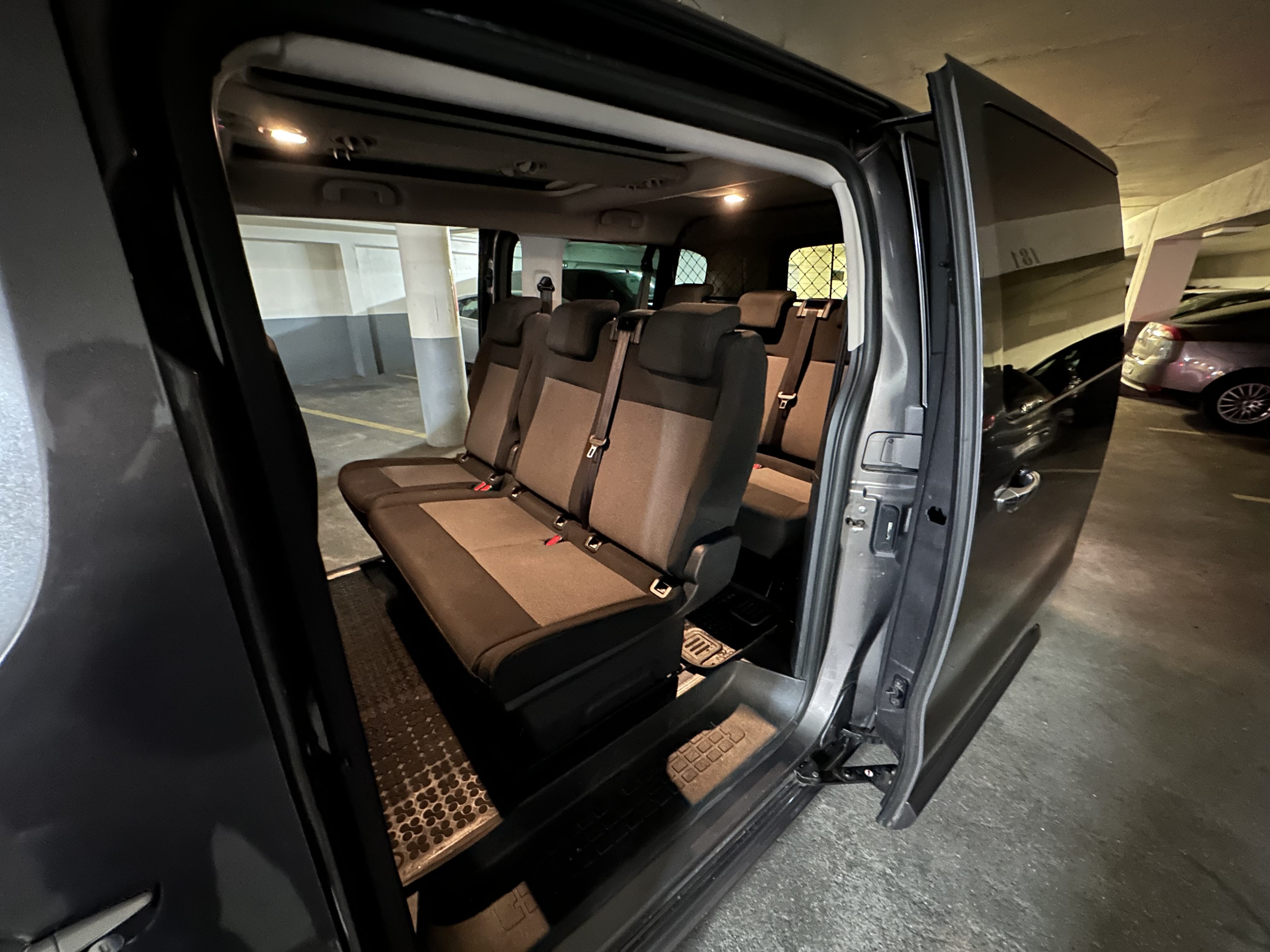 Citroen SpaceTourer avec Siège bébé
