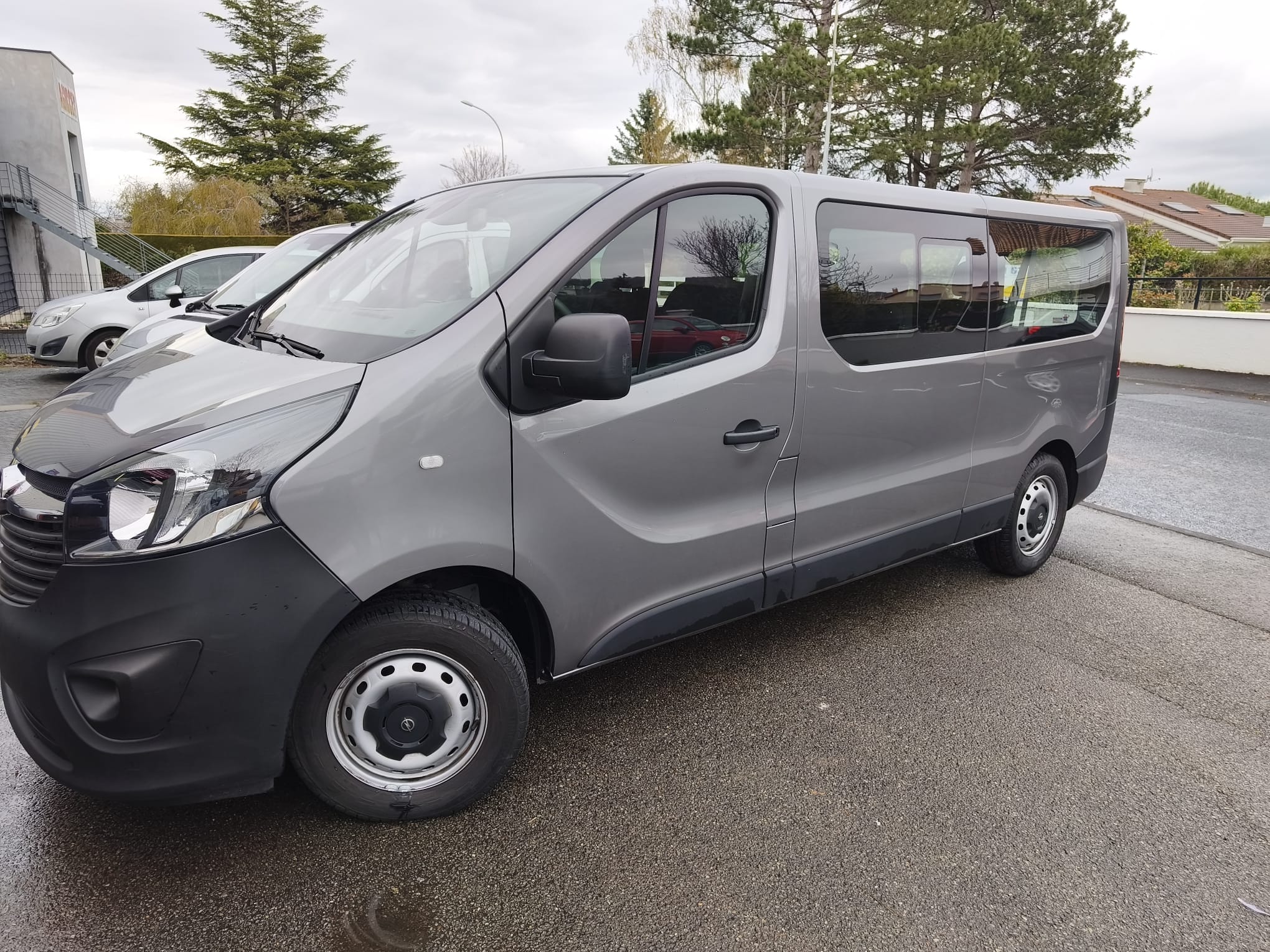 Opel Vivaro Combi, 2017, Diesel, 9 places et plus