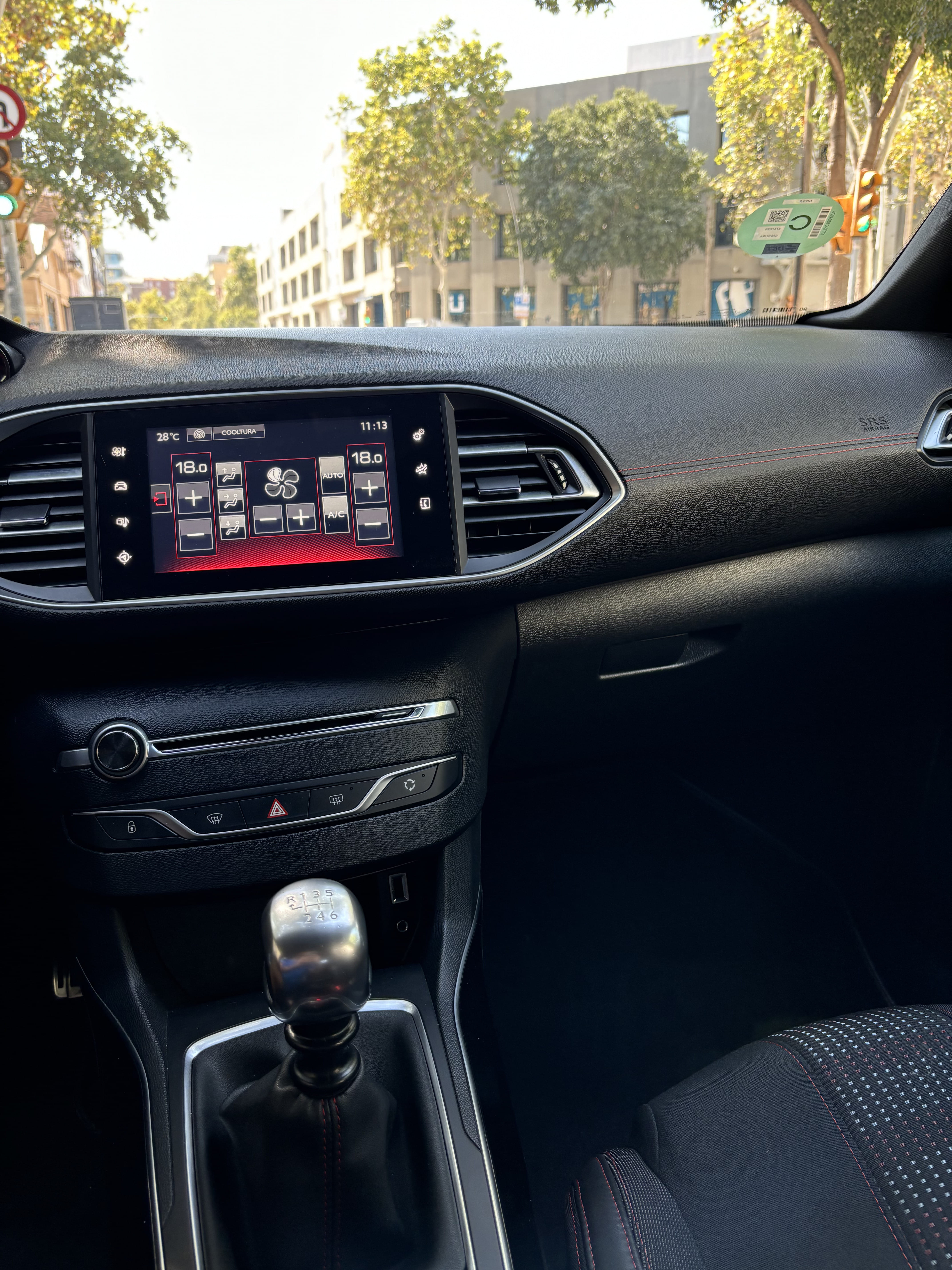 Peugeot 308 con Entrada de Audio/iPod
