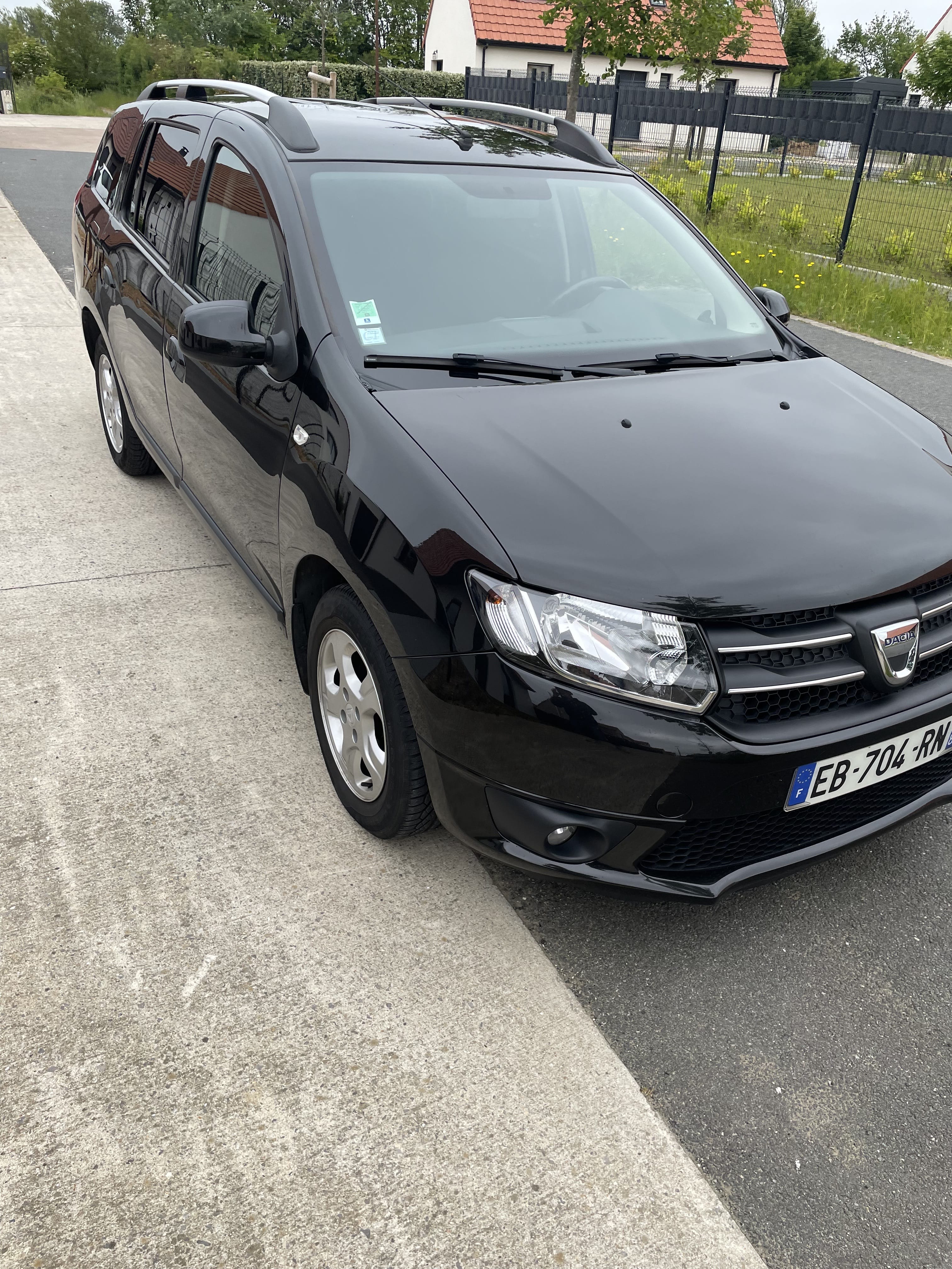 Dacia Logan MCV avec GPS