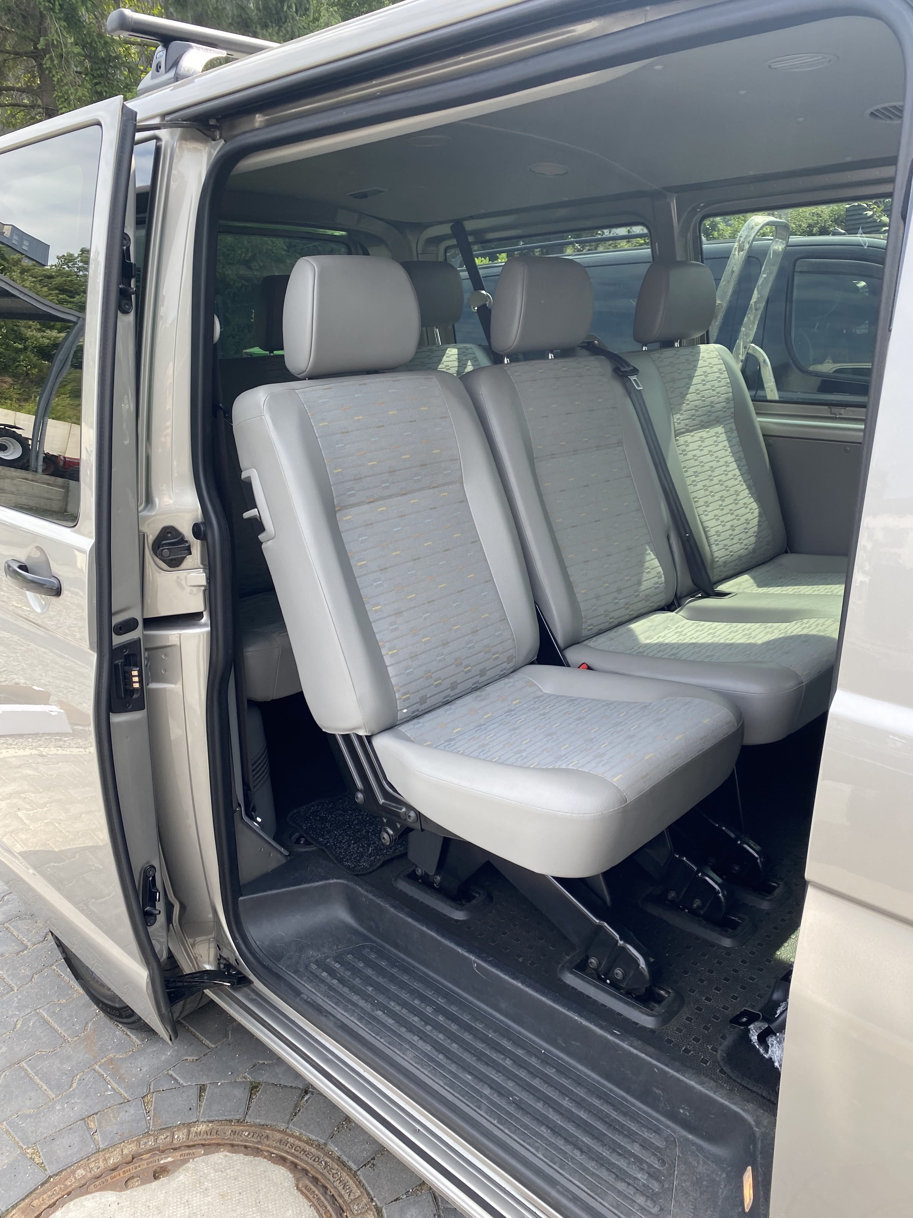 Volkswagen Caravelle mit Tempomat