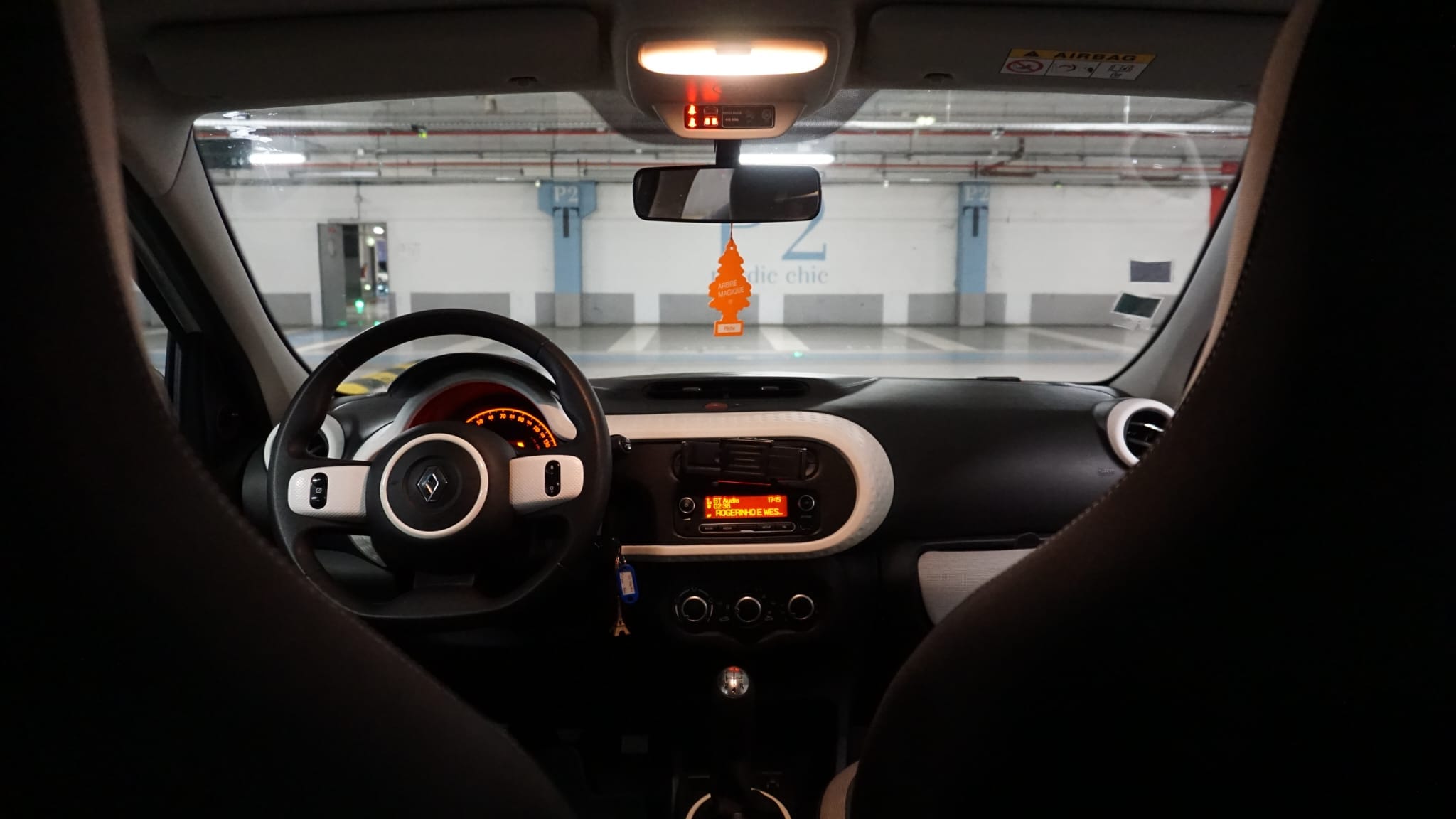 Renault Twingo III avec Audio Bluetooth