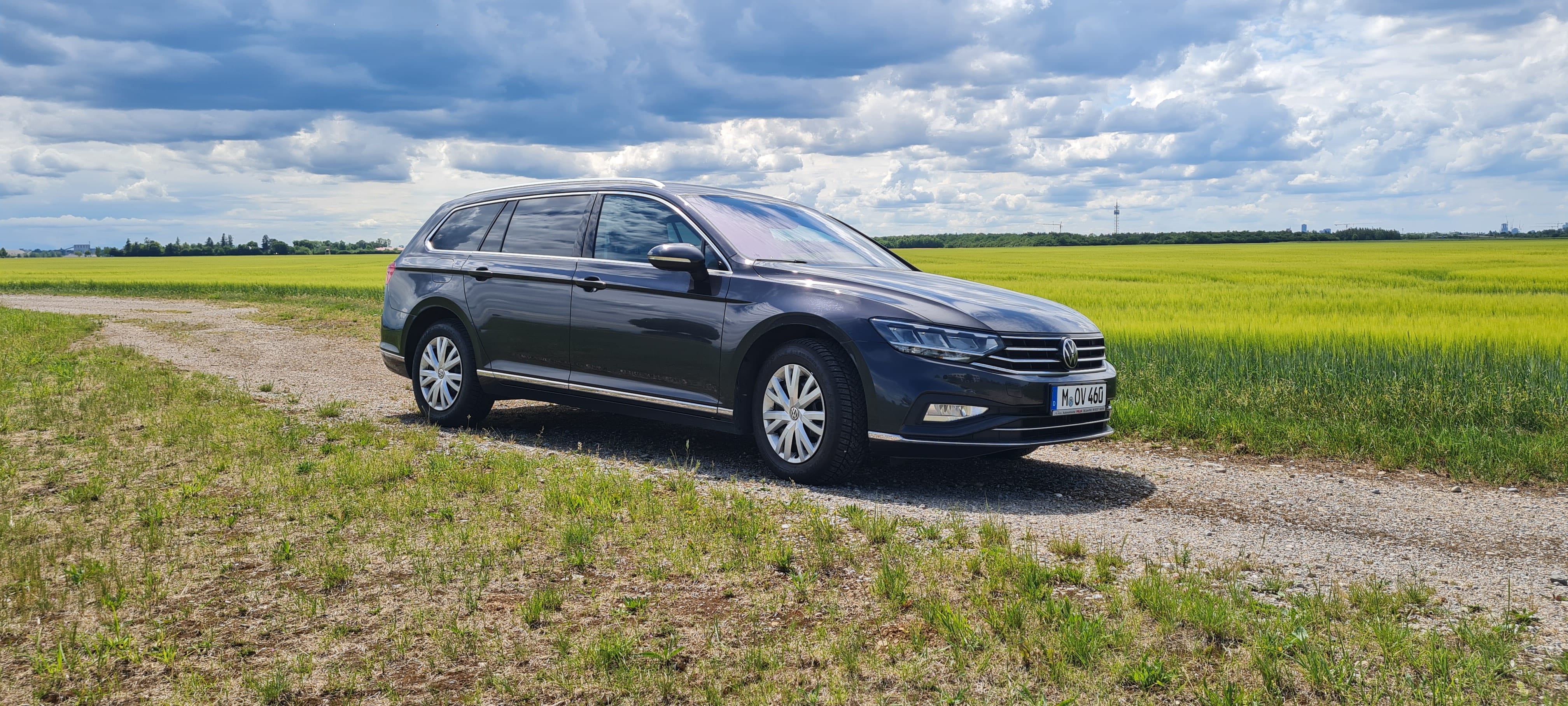 Volkswagen Passat Kombi, 2022, Diesel, Automatik