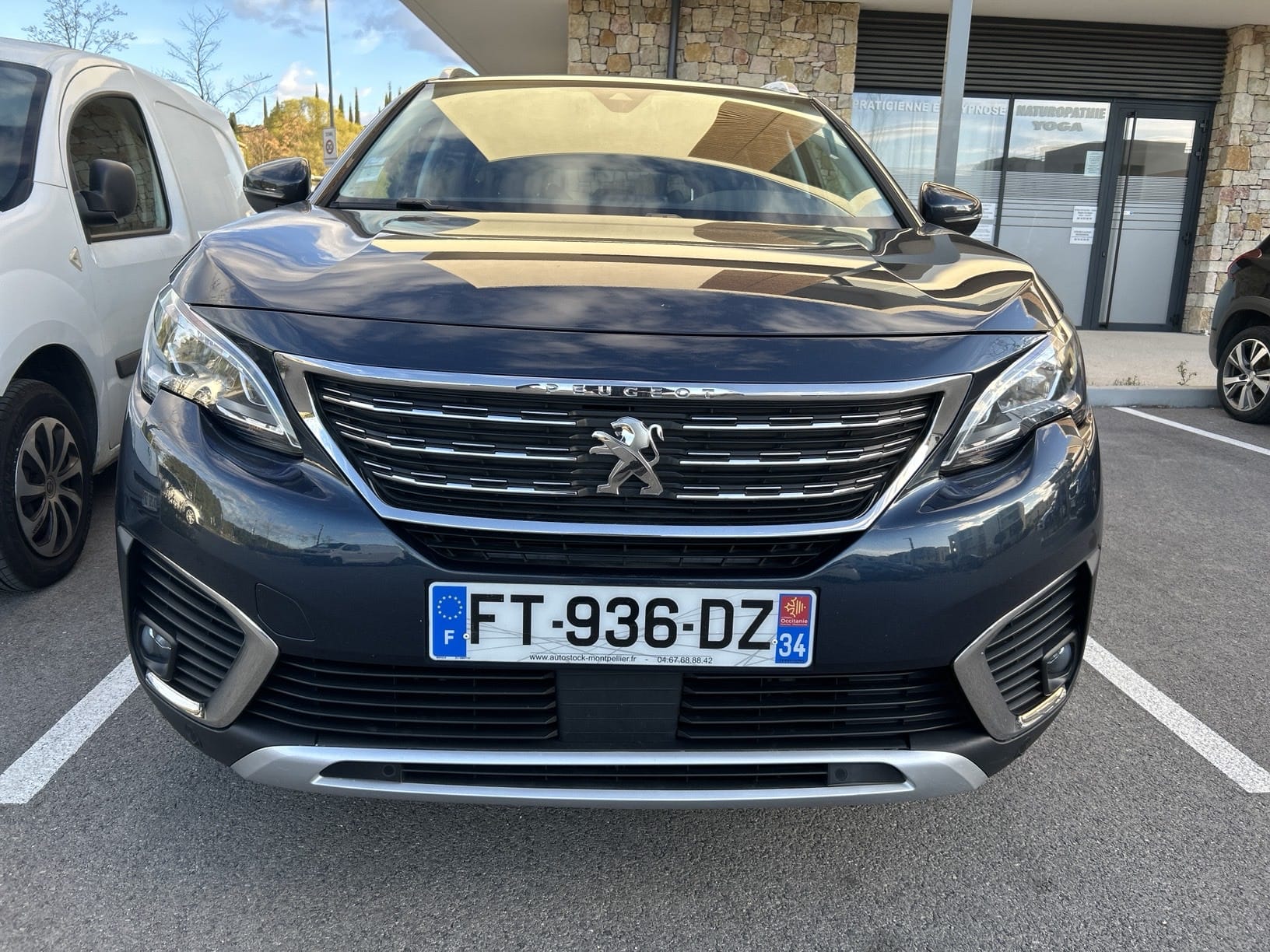 Peugeot 5008 avec Apple CarPlay