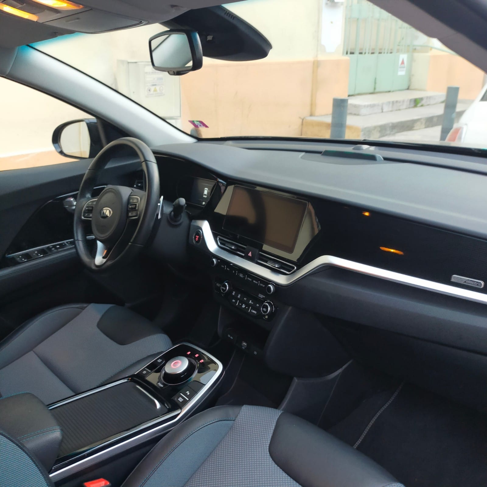 Kia e-Niro 100% Electrique. 450km d'autonomie (sur routes). 1er plein offert met Cruise control