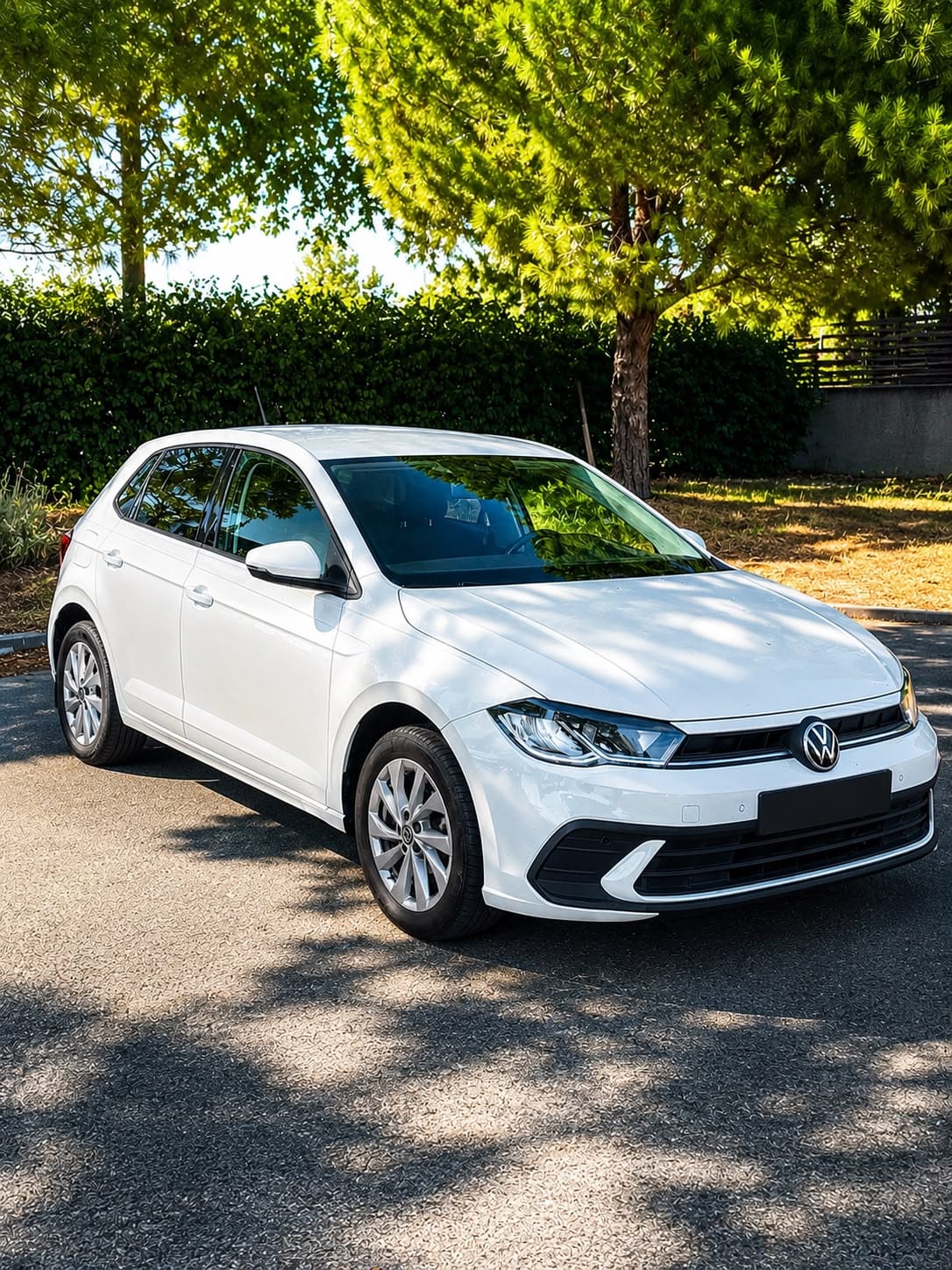 Volkswagen Polo, 2024, Essence 95, automatique