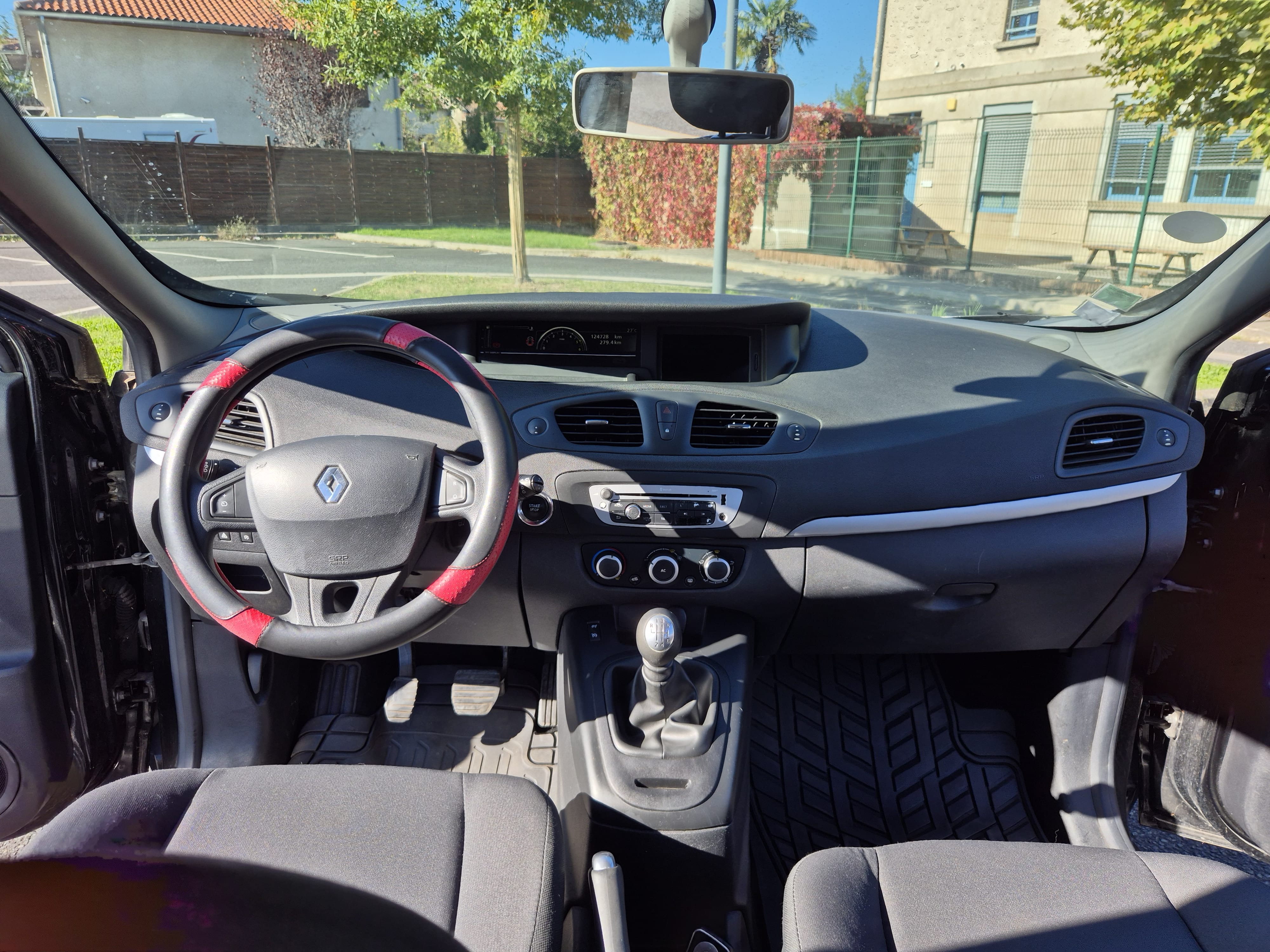 Renault Scenic 1.5 DCI avec GPS