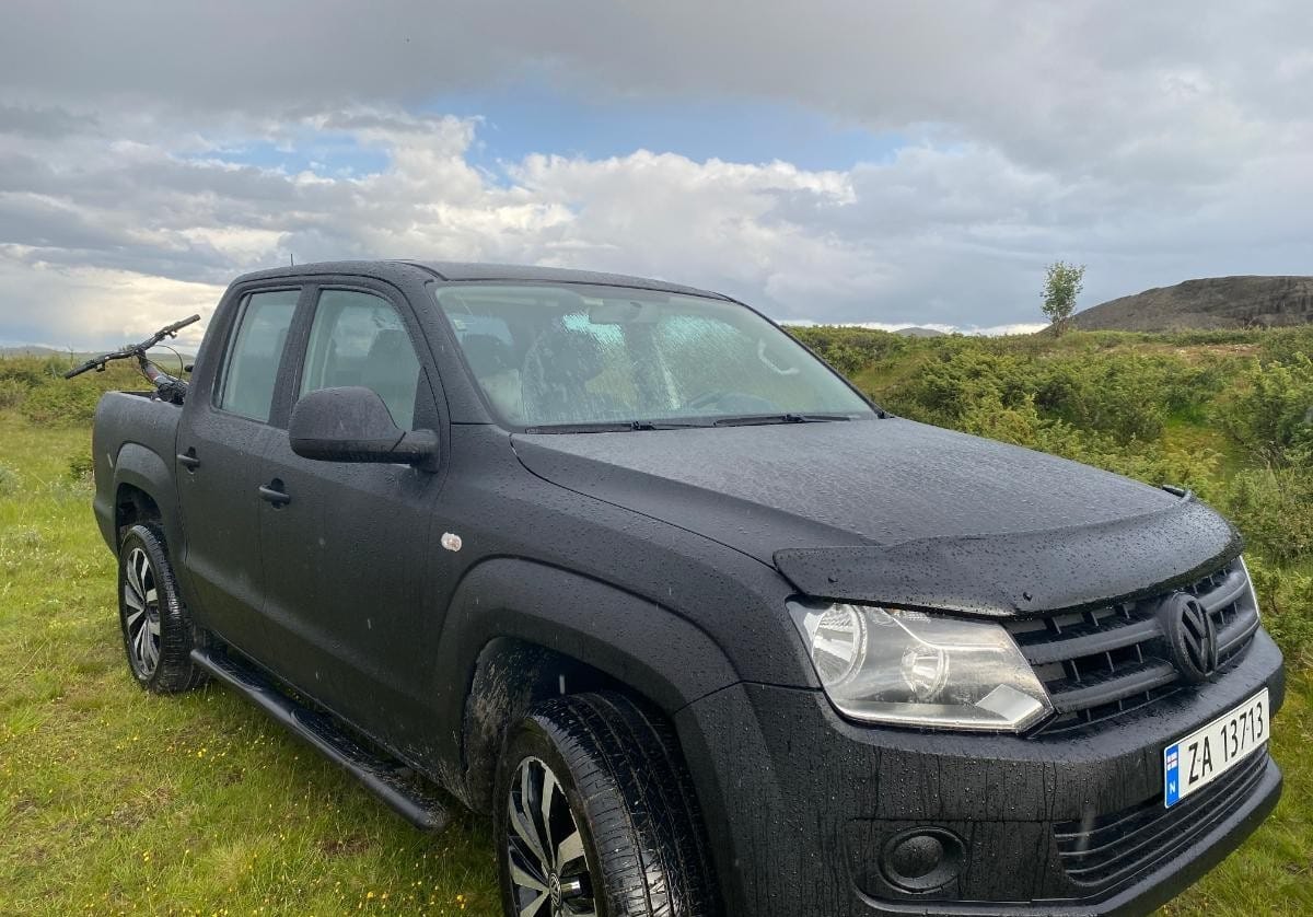 Volkswagen Amarok with Air conditioning