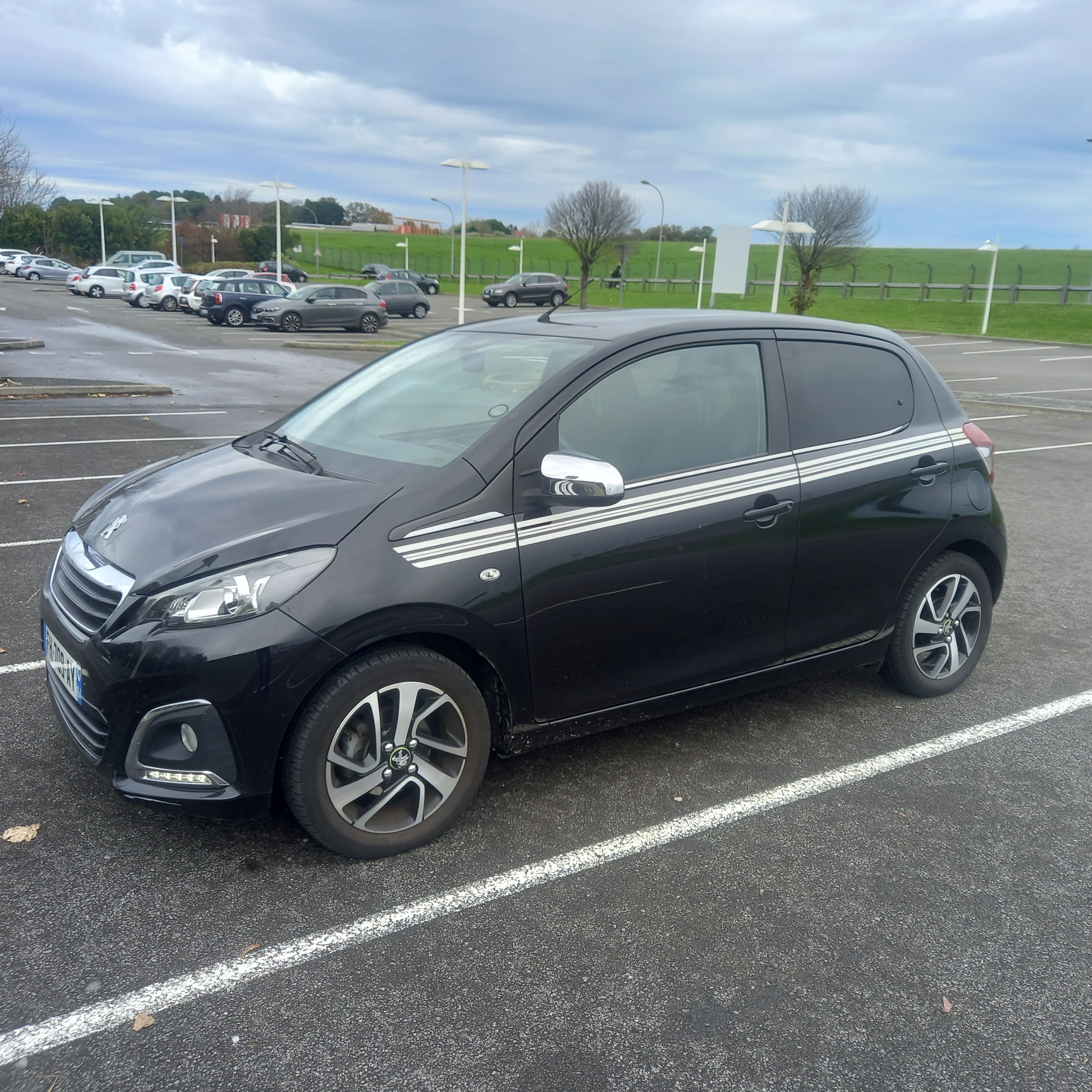 Peugeot 108 COLLECTION NOIRE, 2019, Essence 95