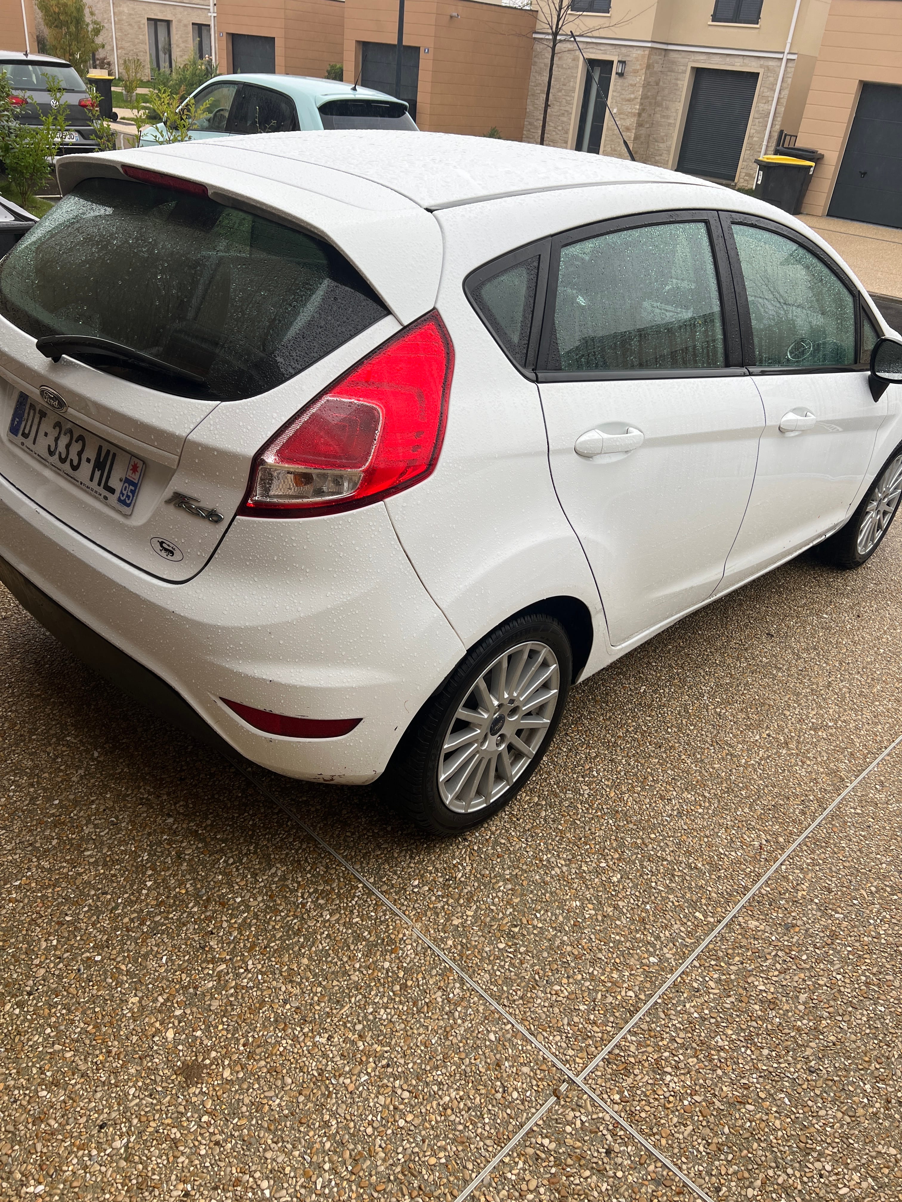 Ford Fiesta avec Audio Bluetooth