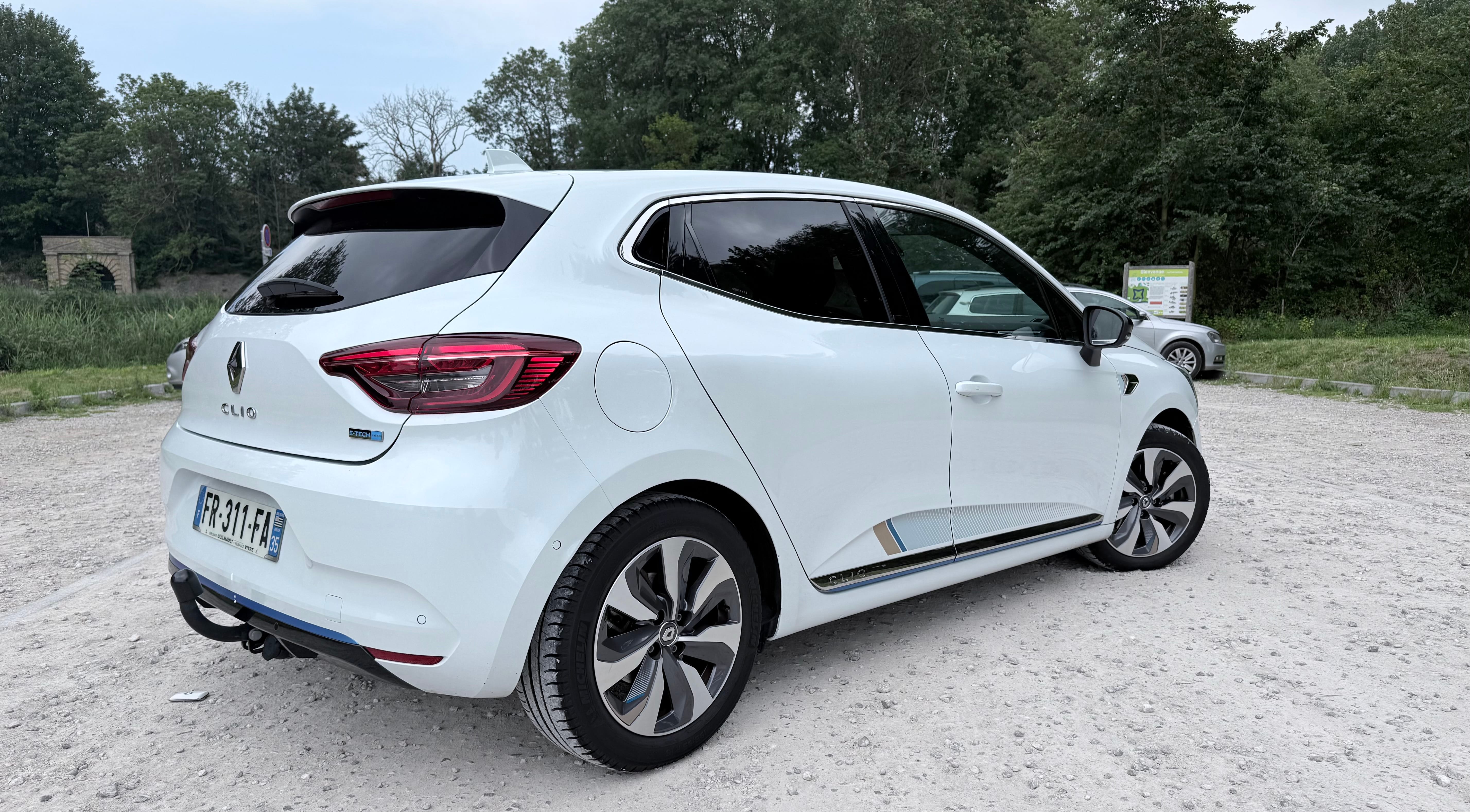 Renault Clio E-tech avec Caméra de recul