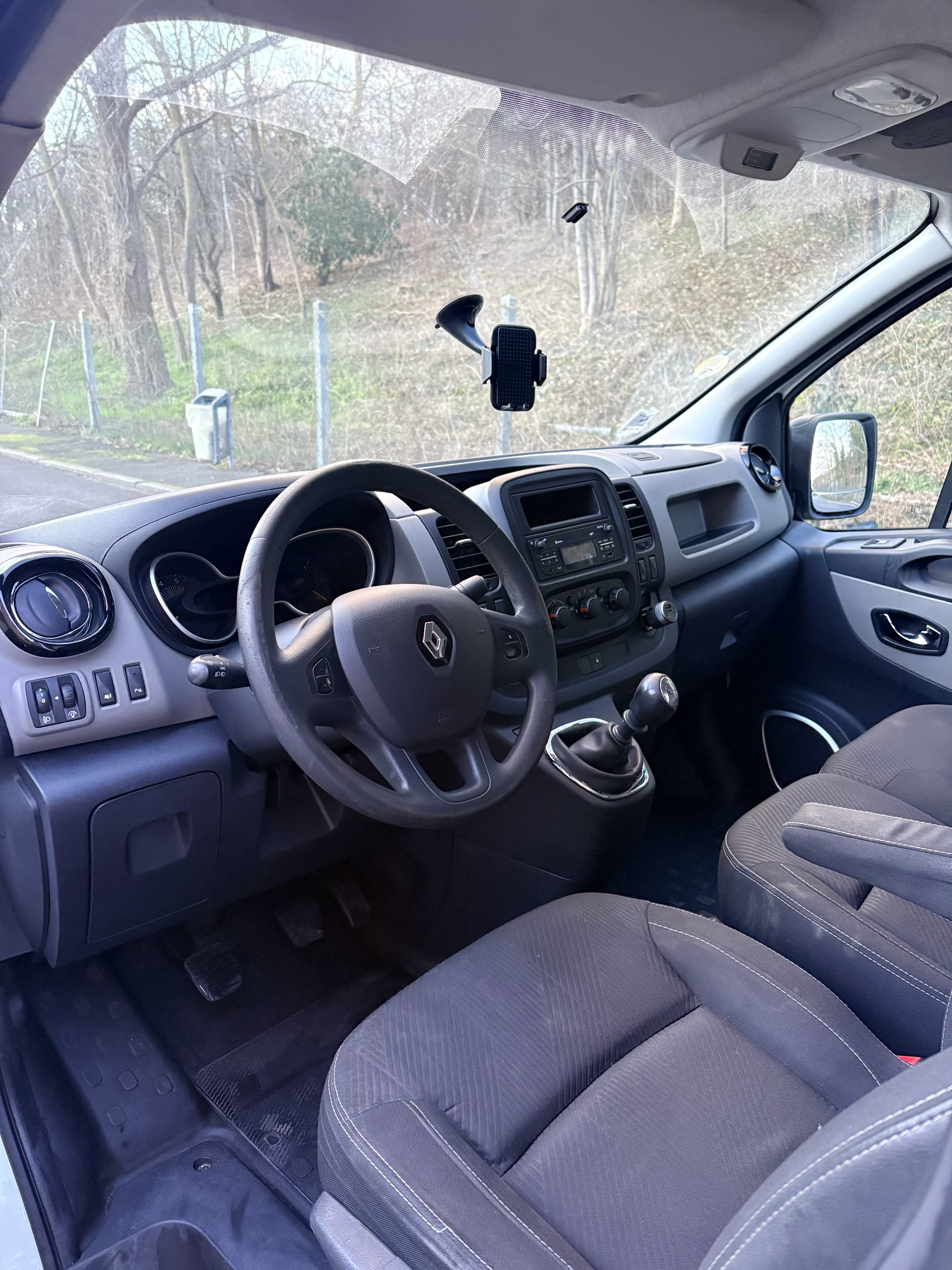 Renault Trafic avec Coffre de toit