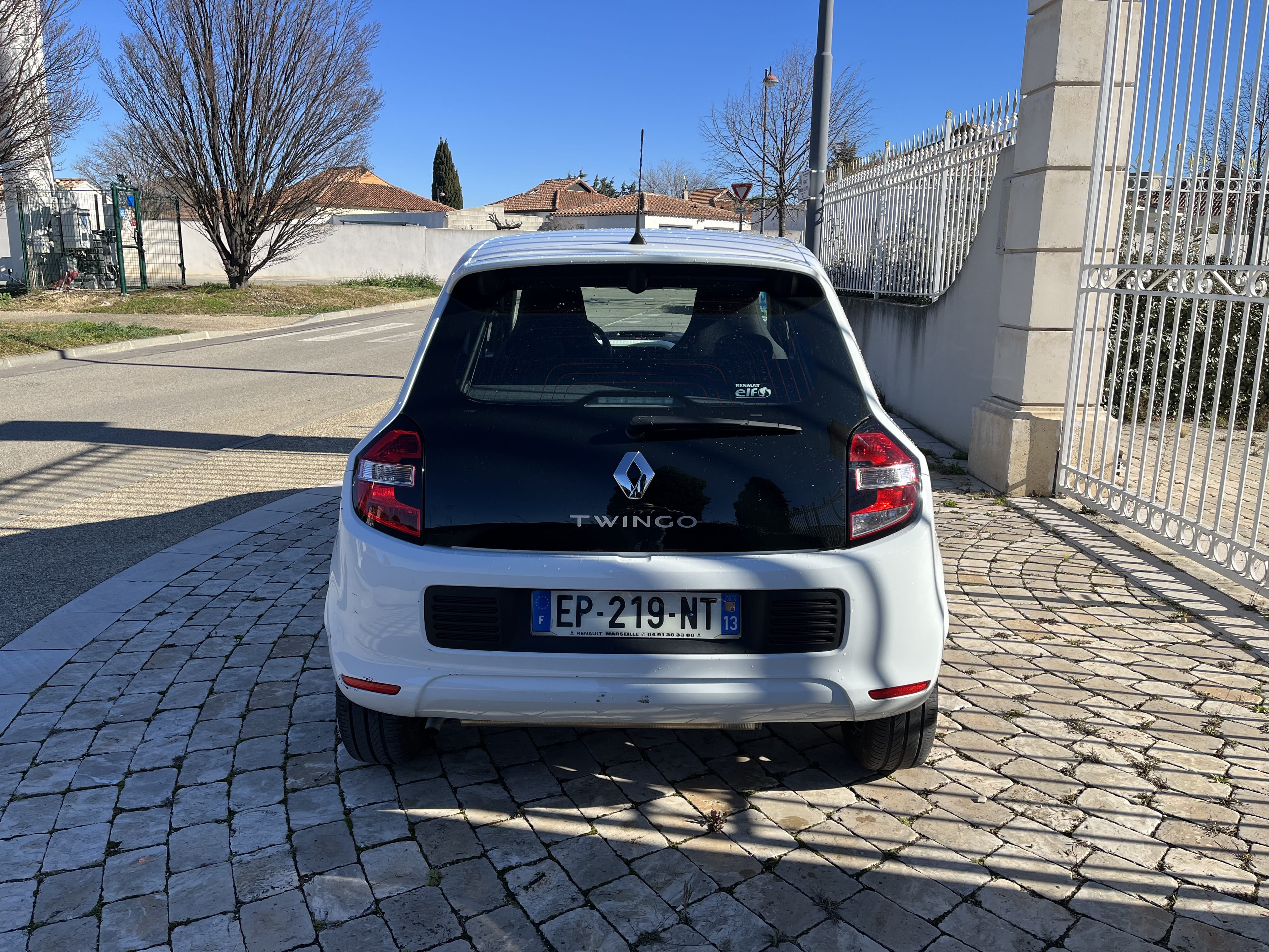 Renault Twingo lll 1.0L 12V 69CV with Cruise control
