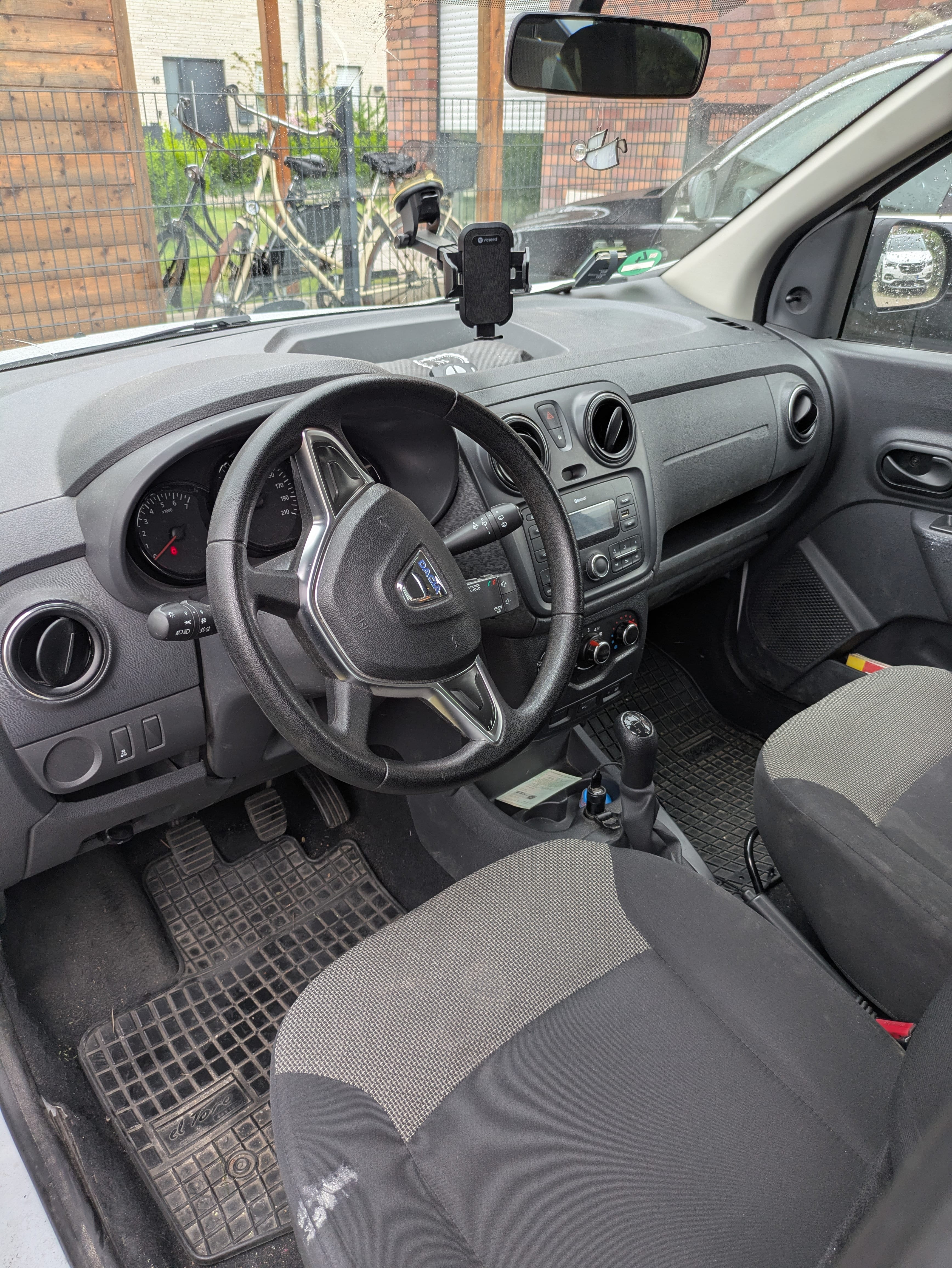 Dacia Lodgy mit Bluetooth-Audio