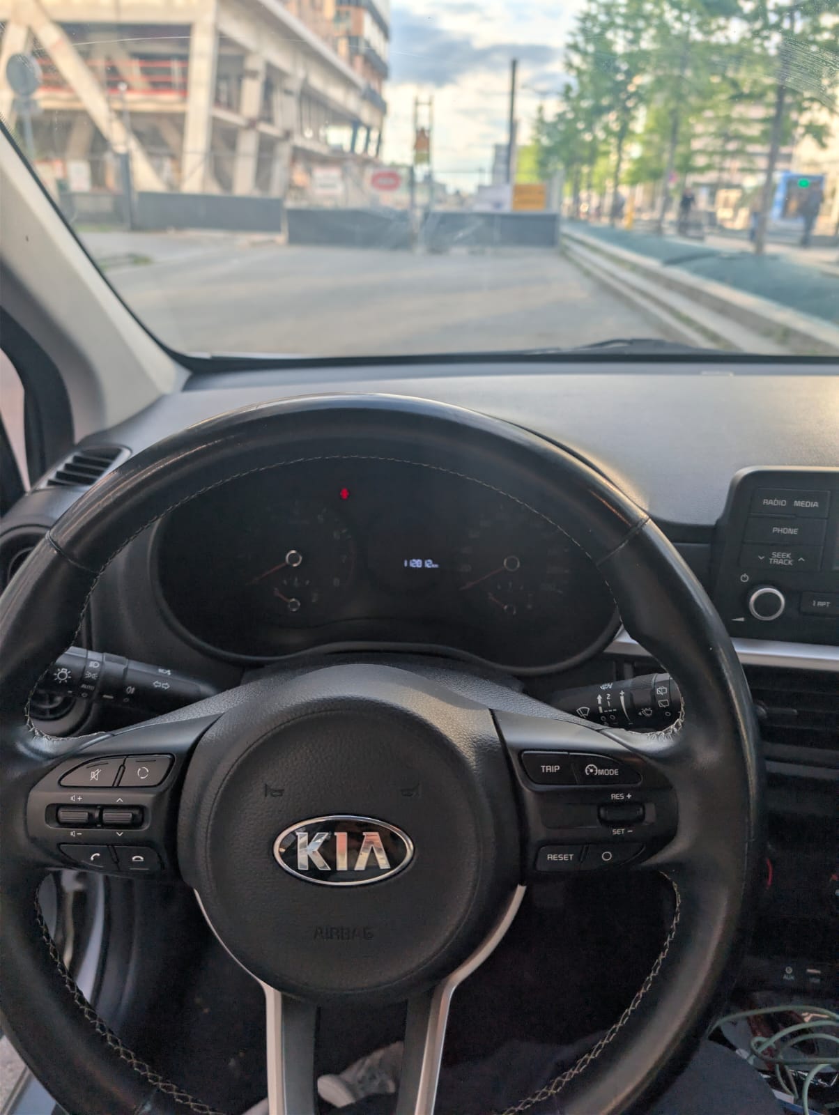 Kia Picanto met Autoradio
