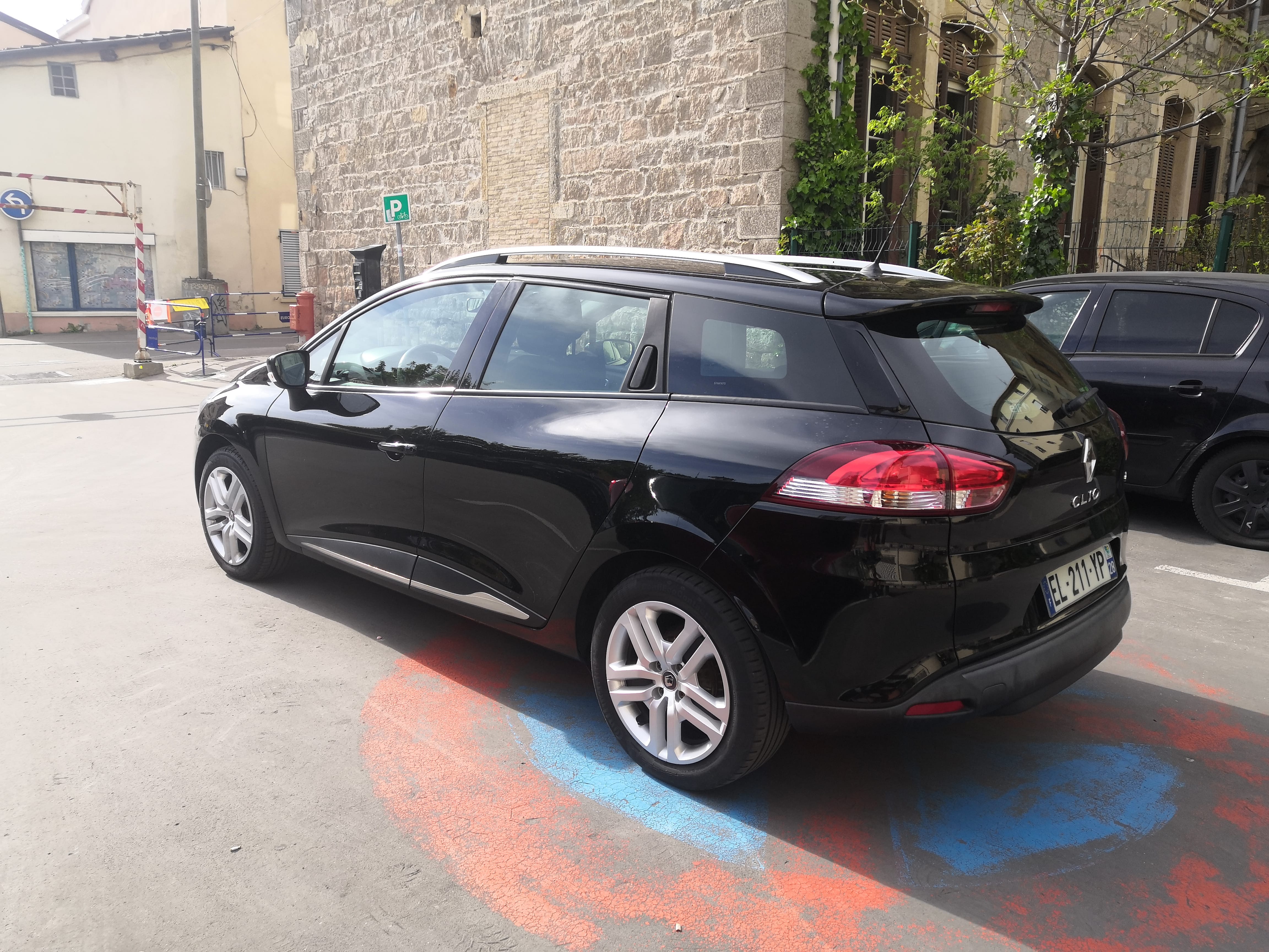 Renault Clio Estate Diesel avec GPS