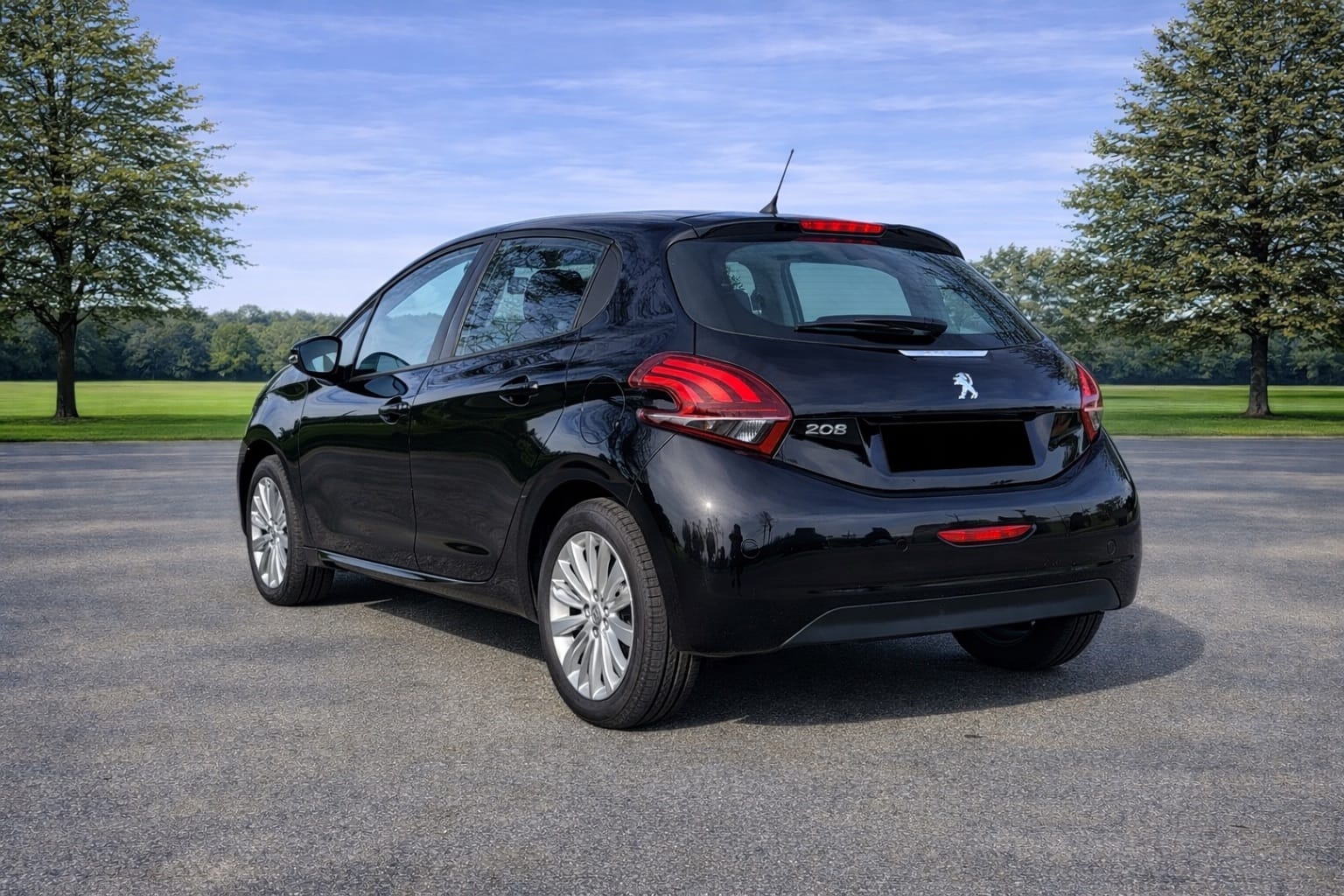 Peugeot 208 NOIR (57) avec GPS