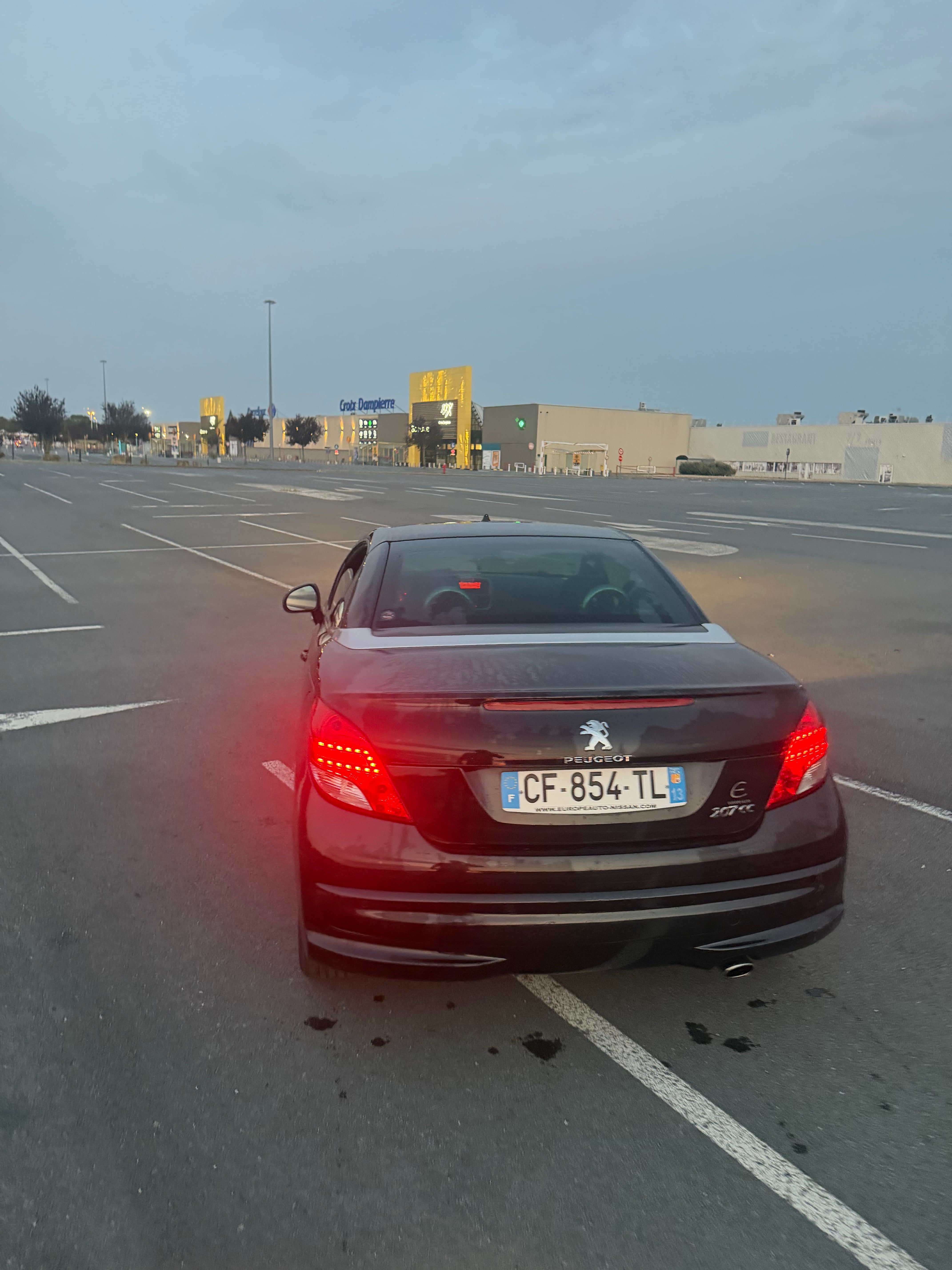 Peugeot 207 CC avec Autoradio