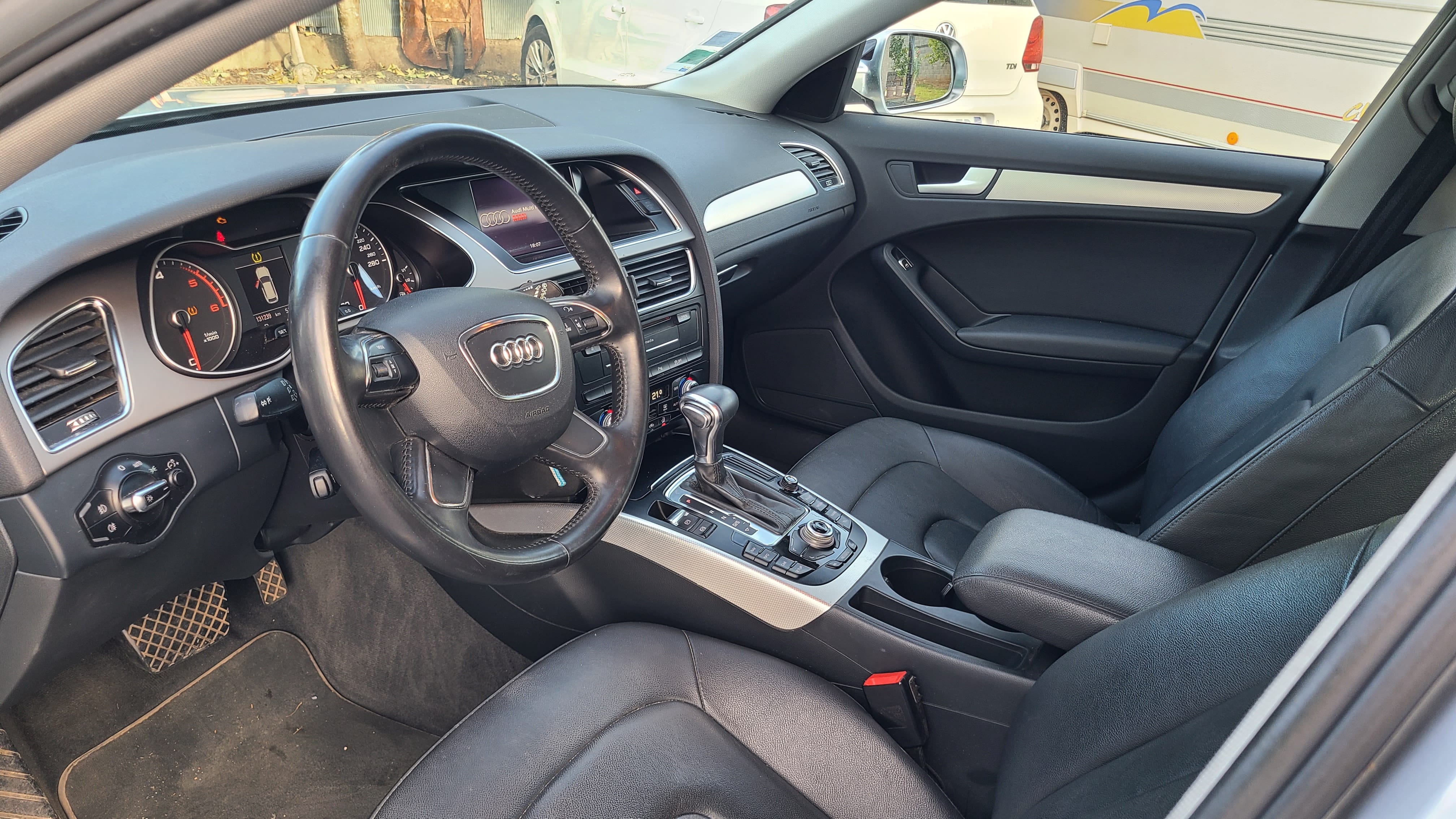 Audi A4 Avant with GPS
