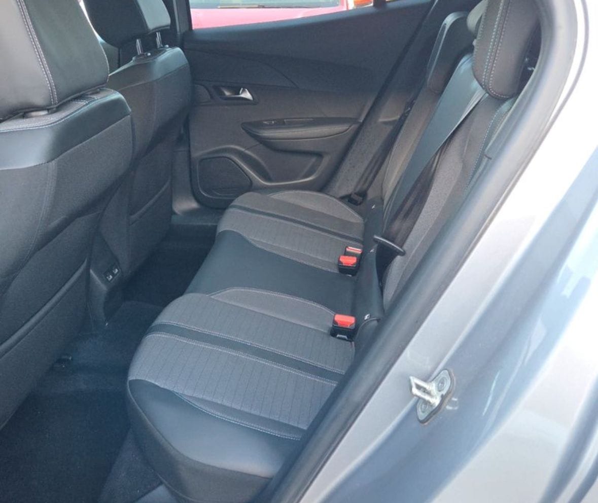 Peugeot 2008 avec Caméra de recul
