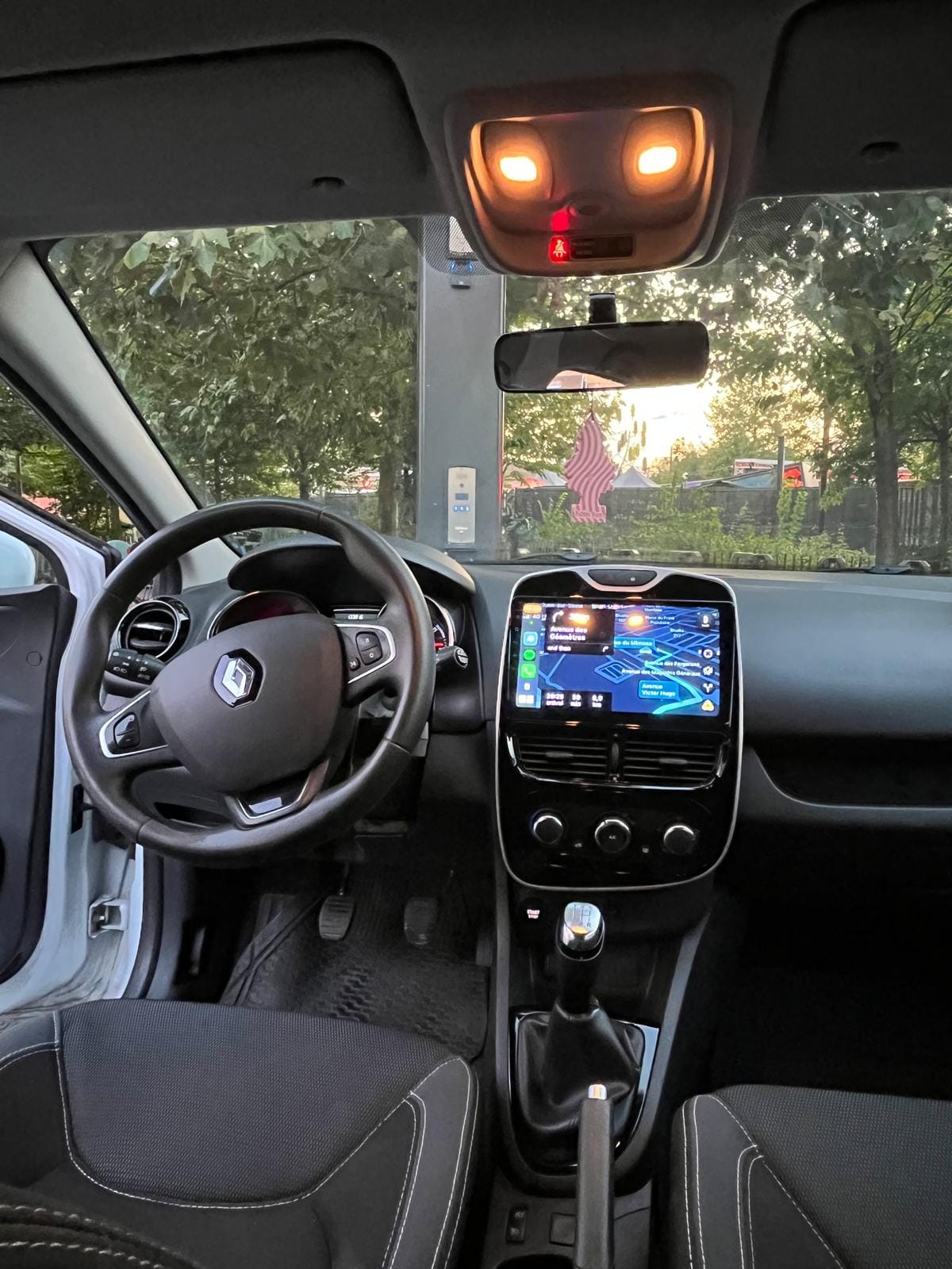 Renault Clio 1.5 DCI avec Apple CarPlay