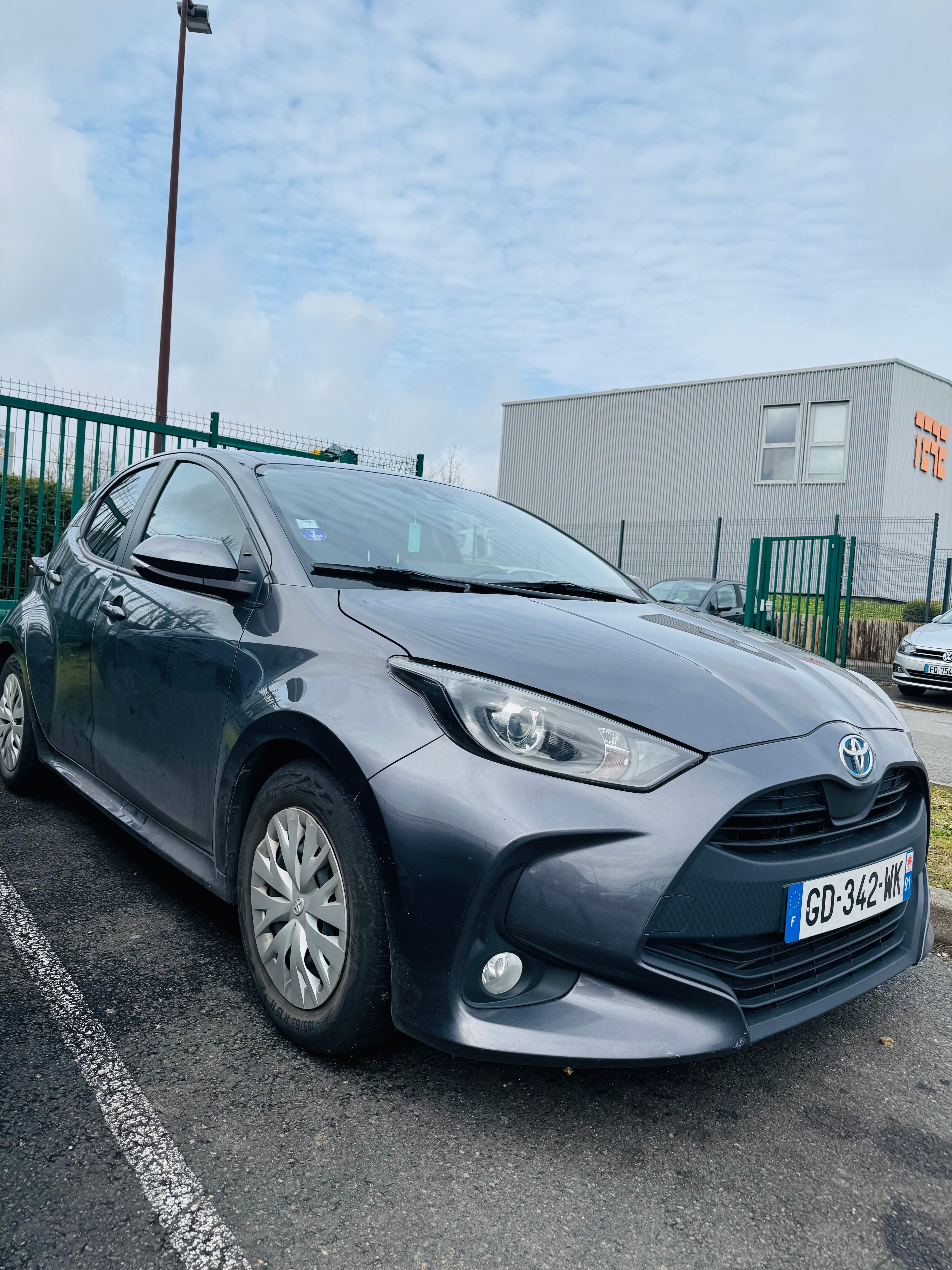 Toyota Yaris, 2021, Essence 95, automatique