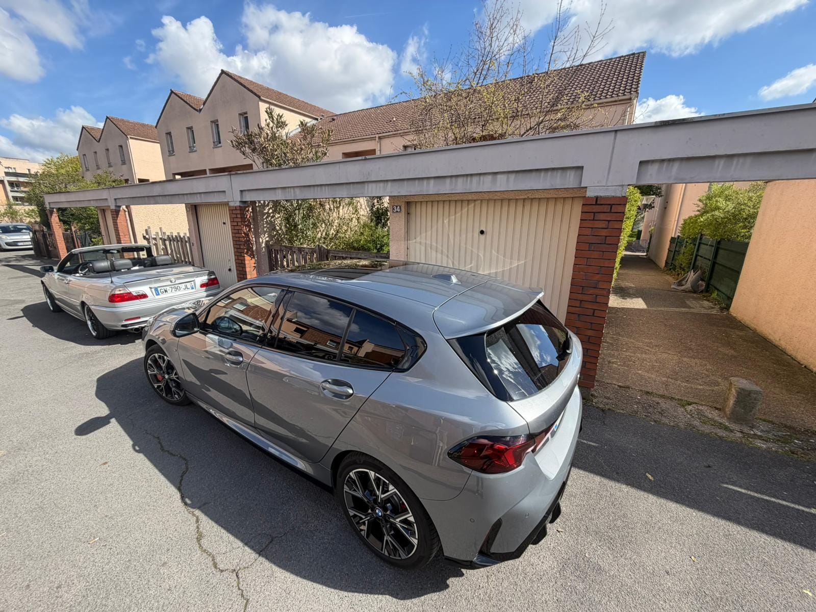 BMW Série 1 Hybride avec GPS