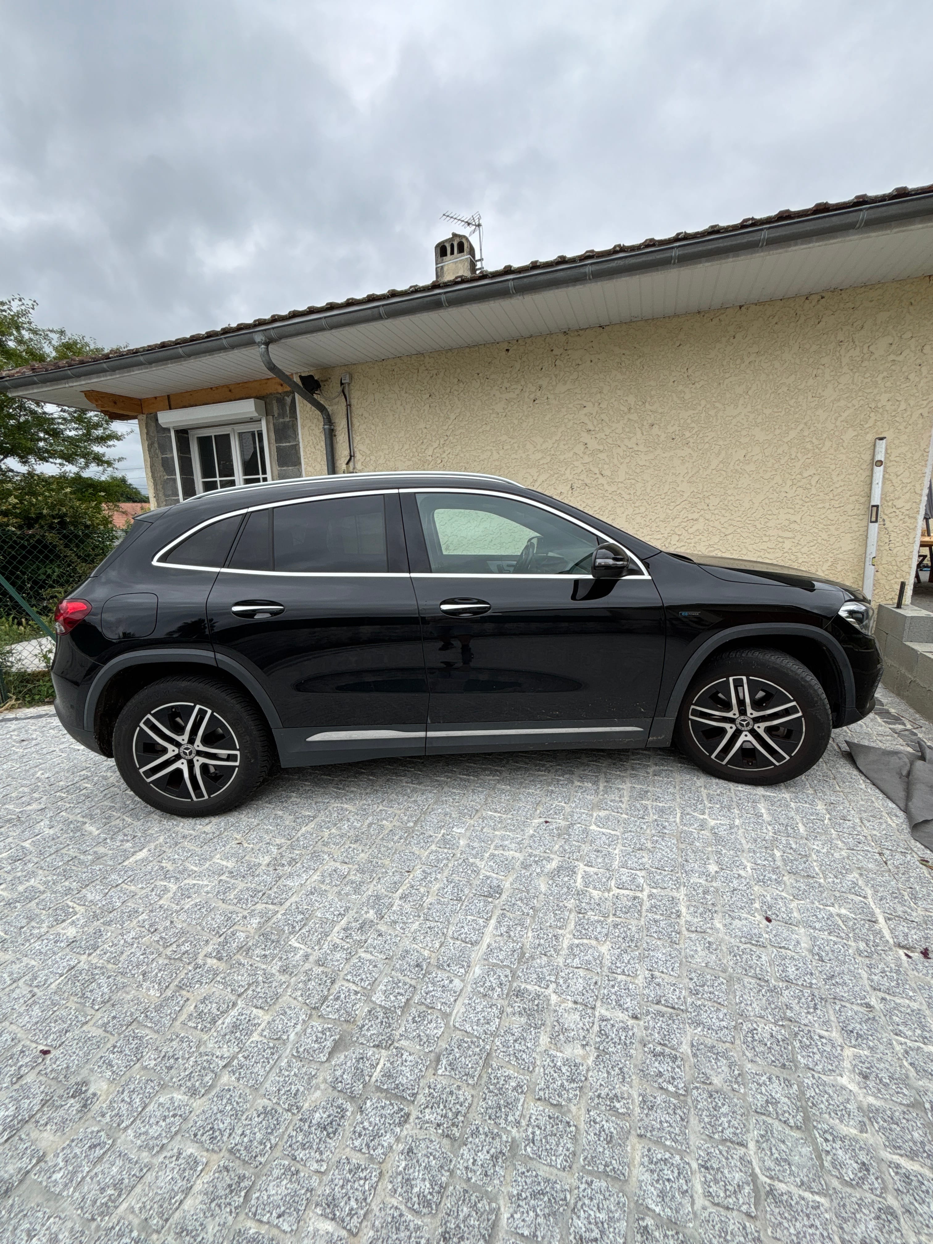 Mercedes-Benz GLA 250 avec Climatisation