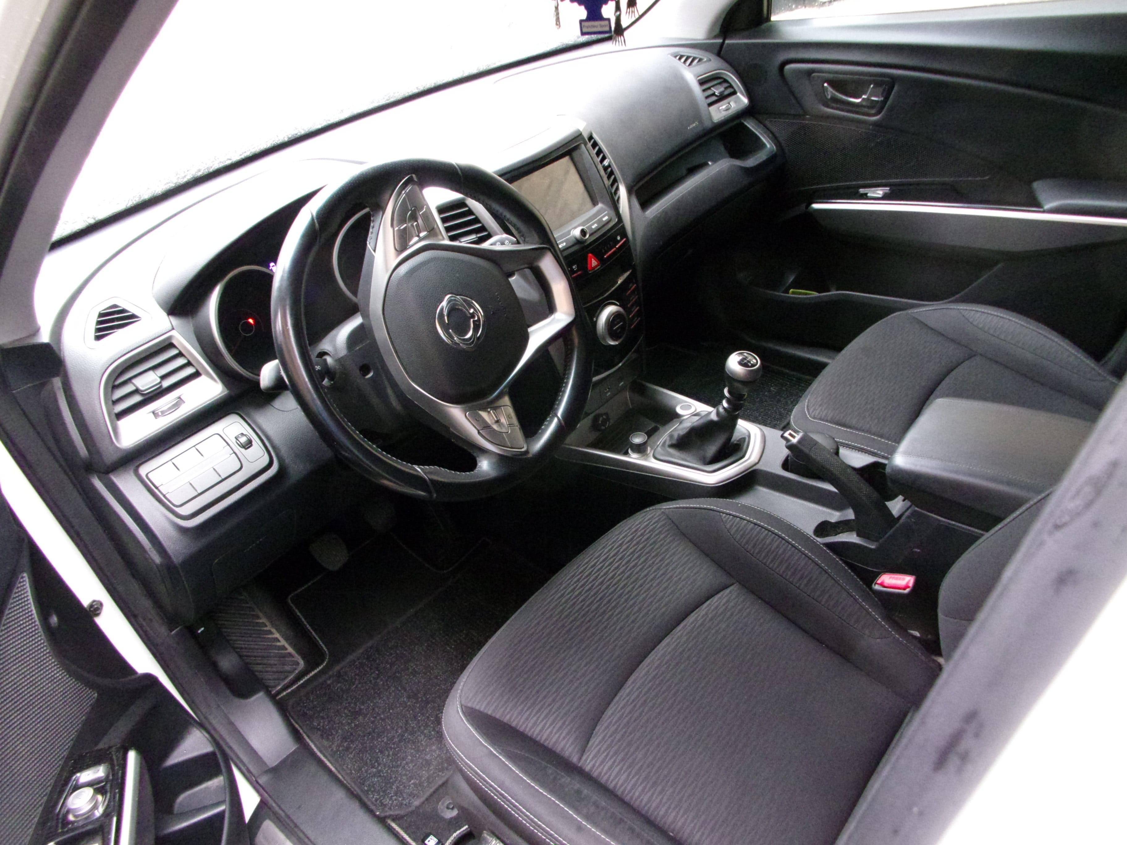 Ssangyong Tivoli met Airco