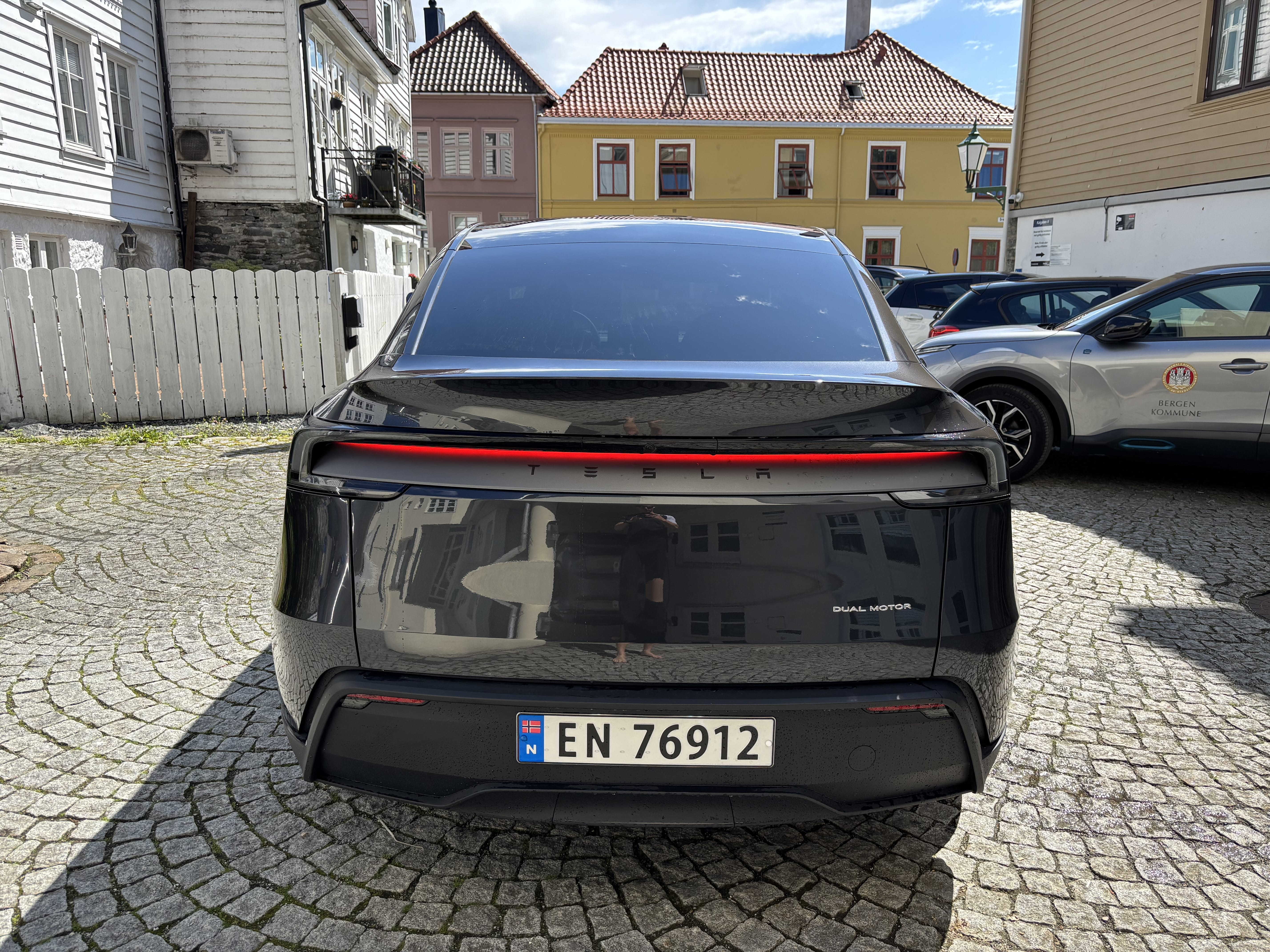 Tesla Model Y Long Range med Firehjulstrekk