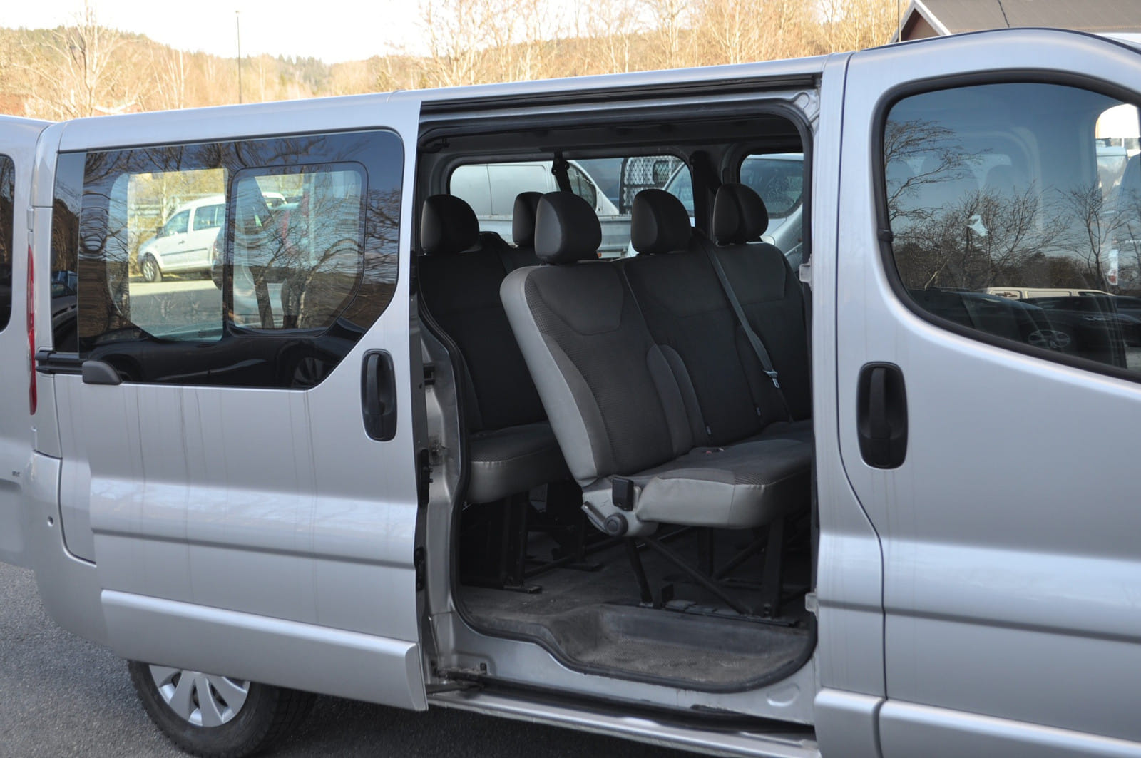 Opel Vivaro Minibuss