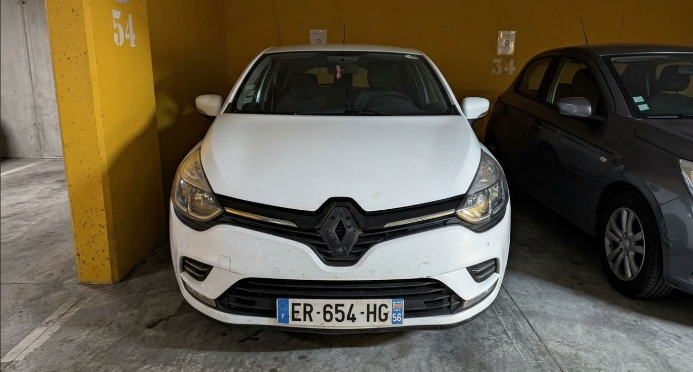 Renault Clio ER654HG, 2017, Essence 95