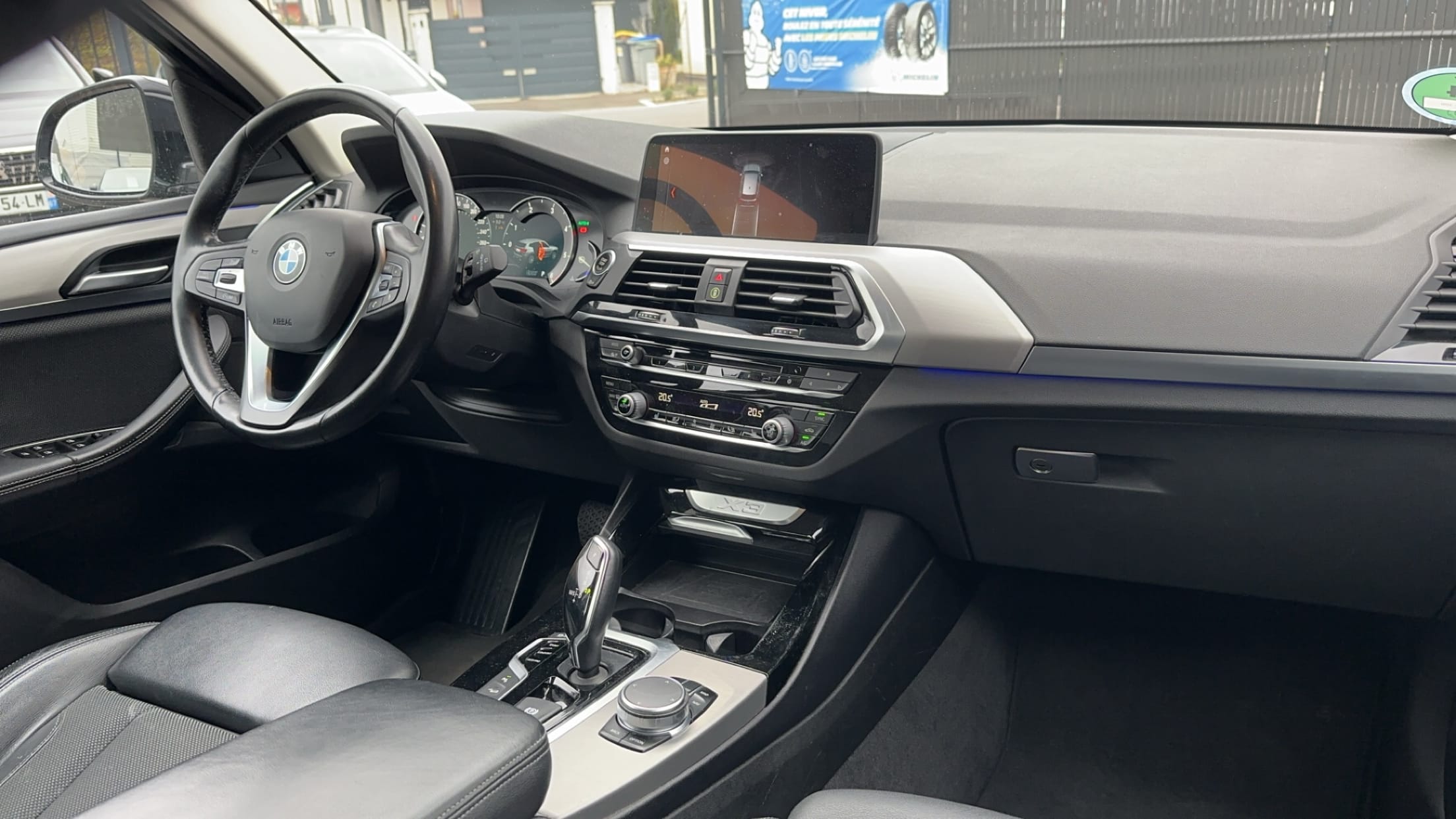 BMW X3 xDrive20d avec GPS