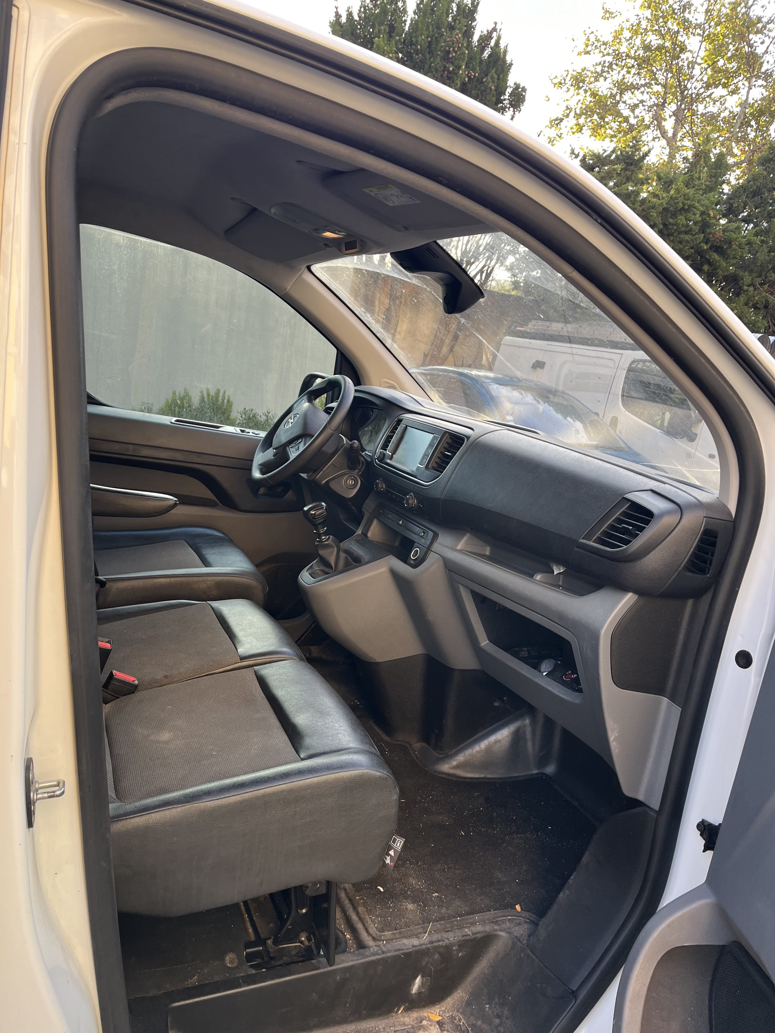 Opel Vivaro con GPS