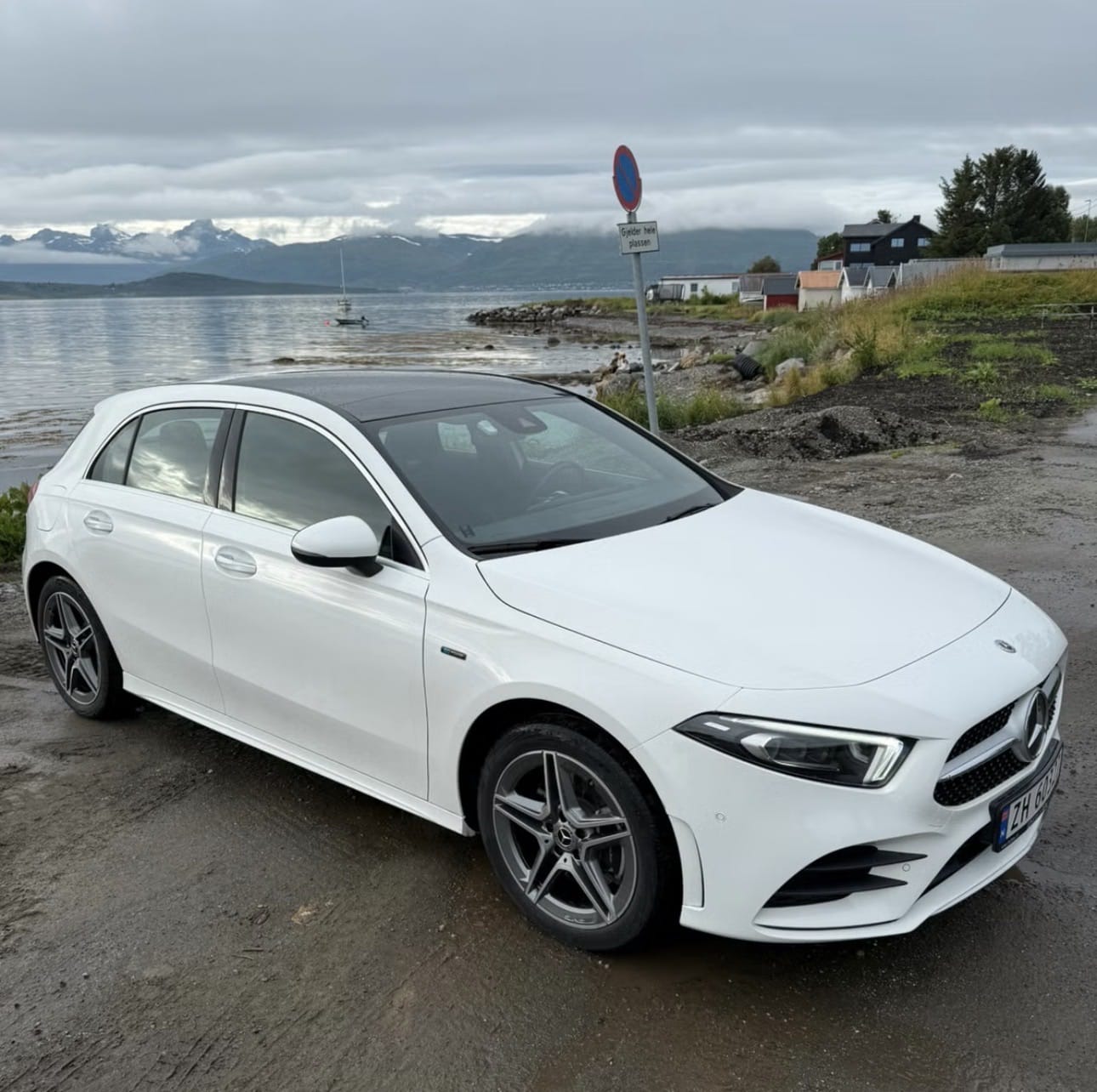 Mercedes-Benz A-Klasse 250 e avec Climatisation