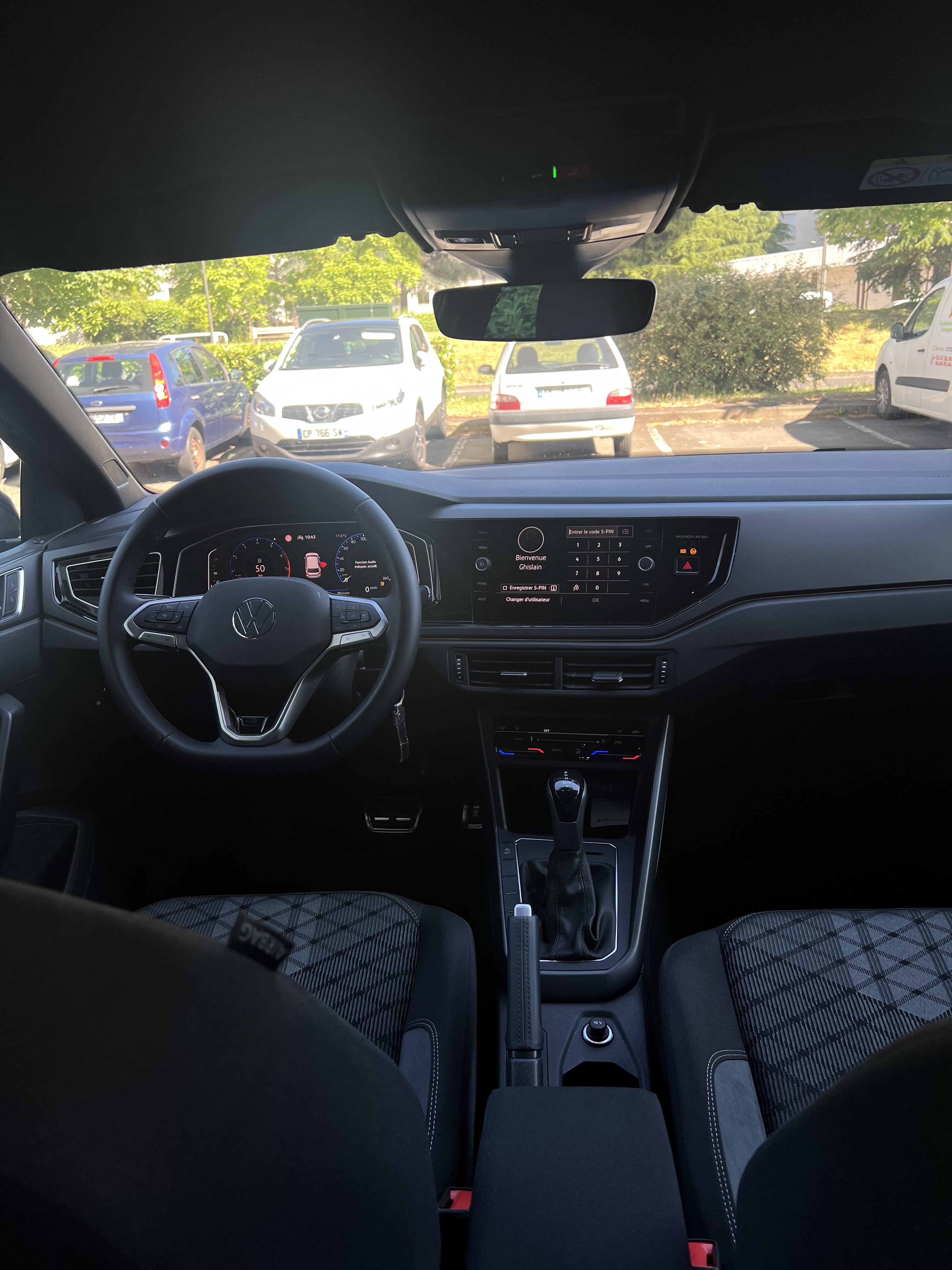 Volkswagen Polo R-Line avec GPS