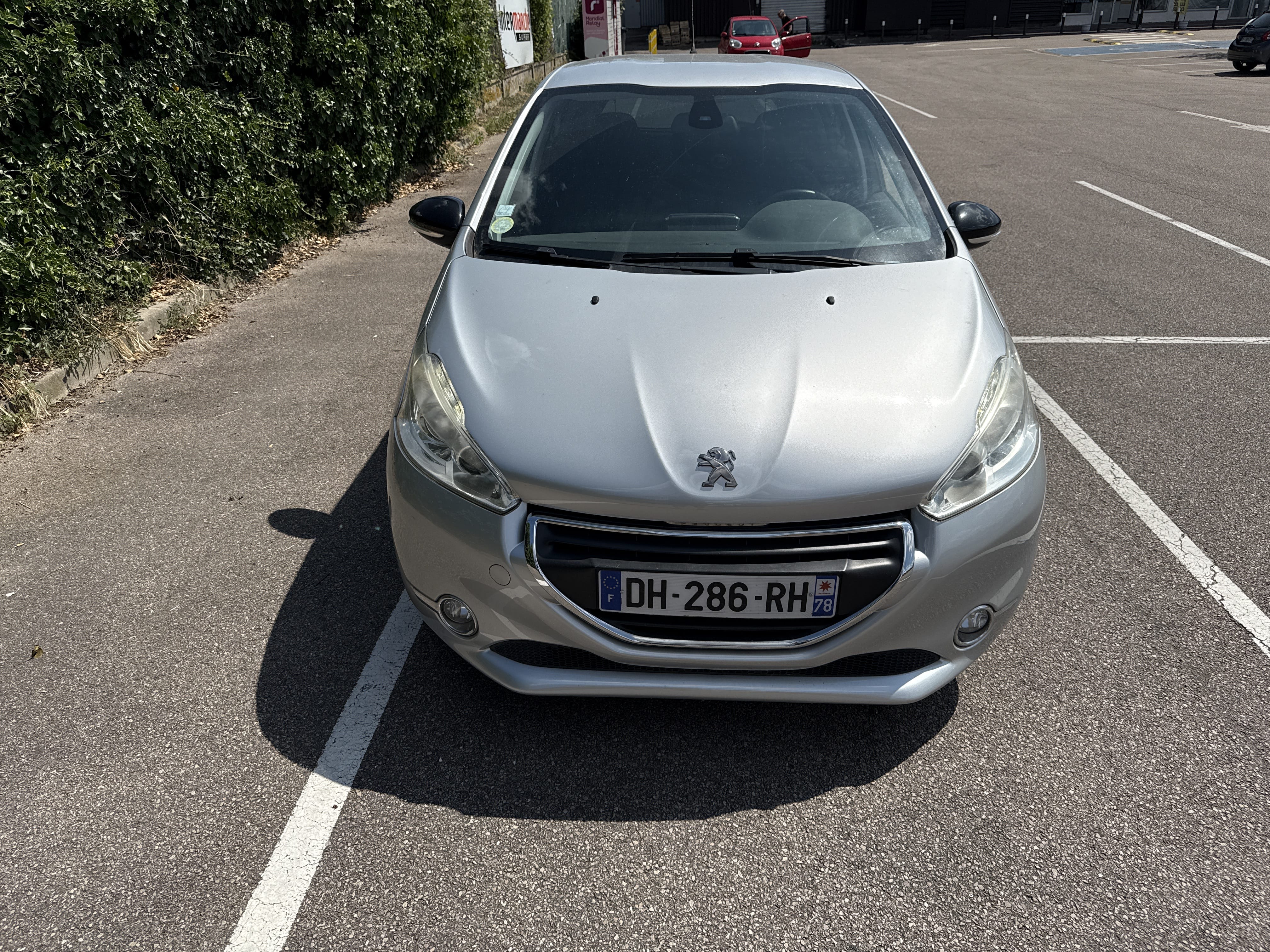 Peugeot 208 avec Entrée audio / iPod
