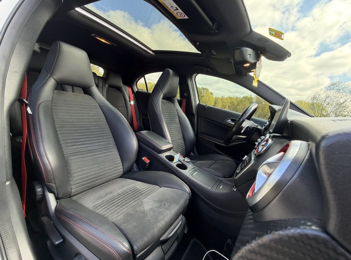 Mercedes-Benz Classe A avec GPS