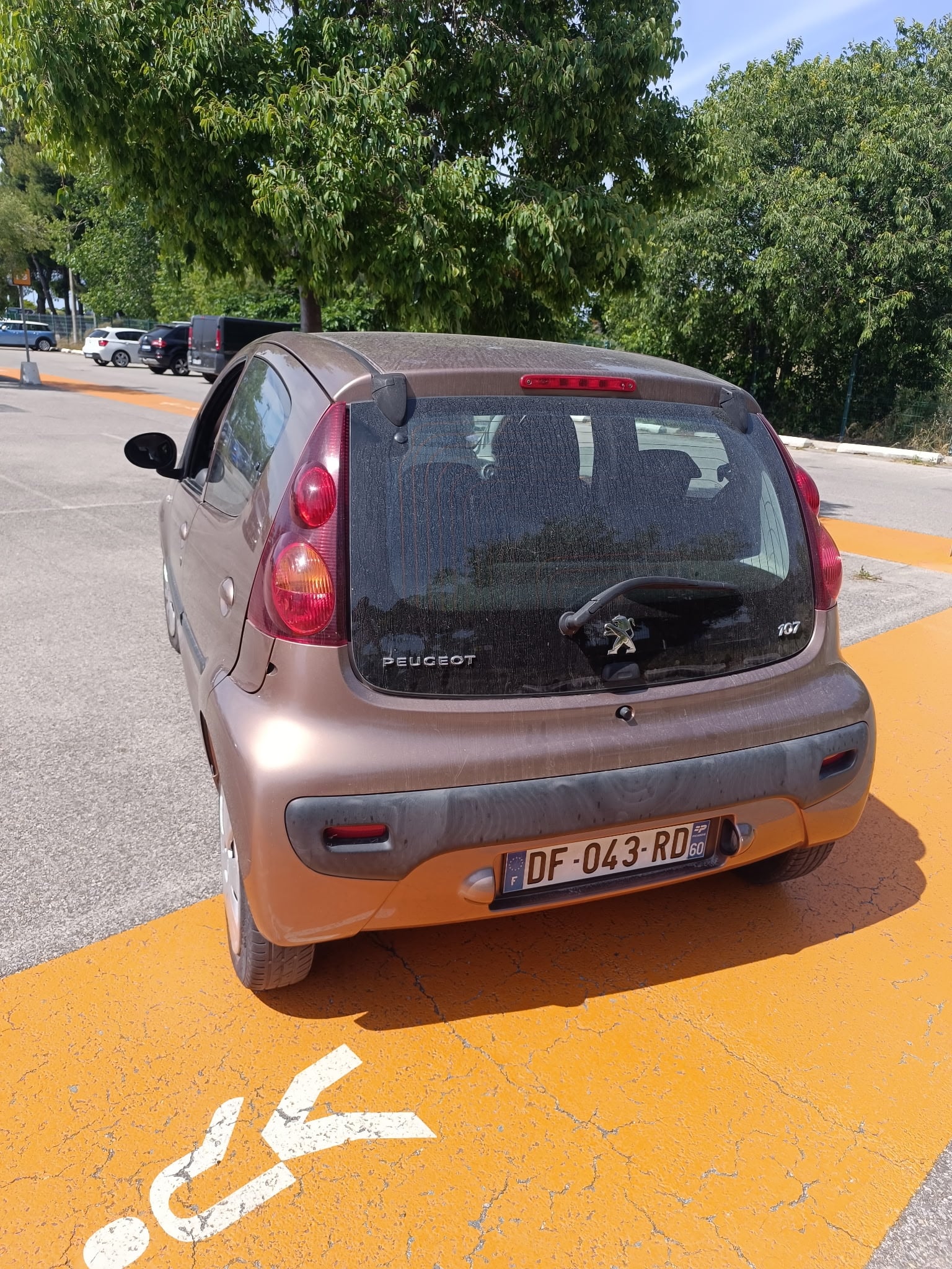 Peugeot 107 avec Climatisation