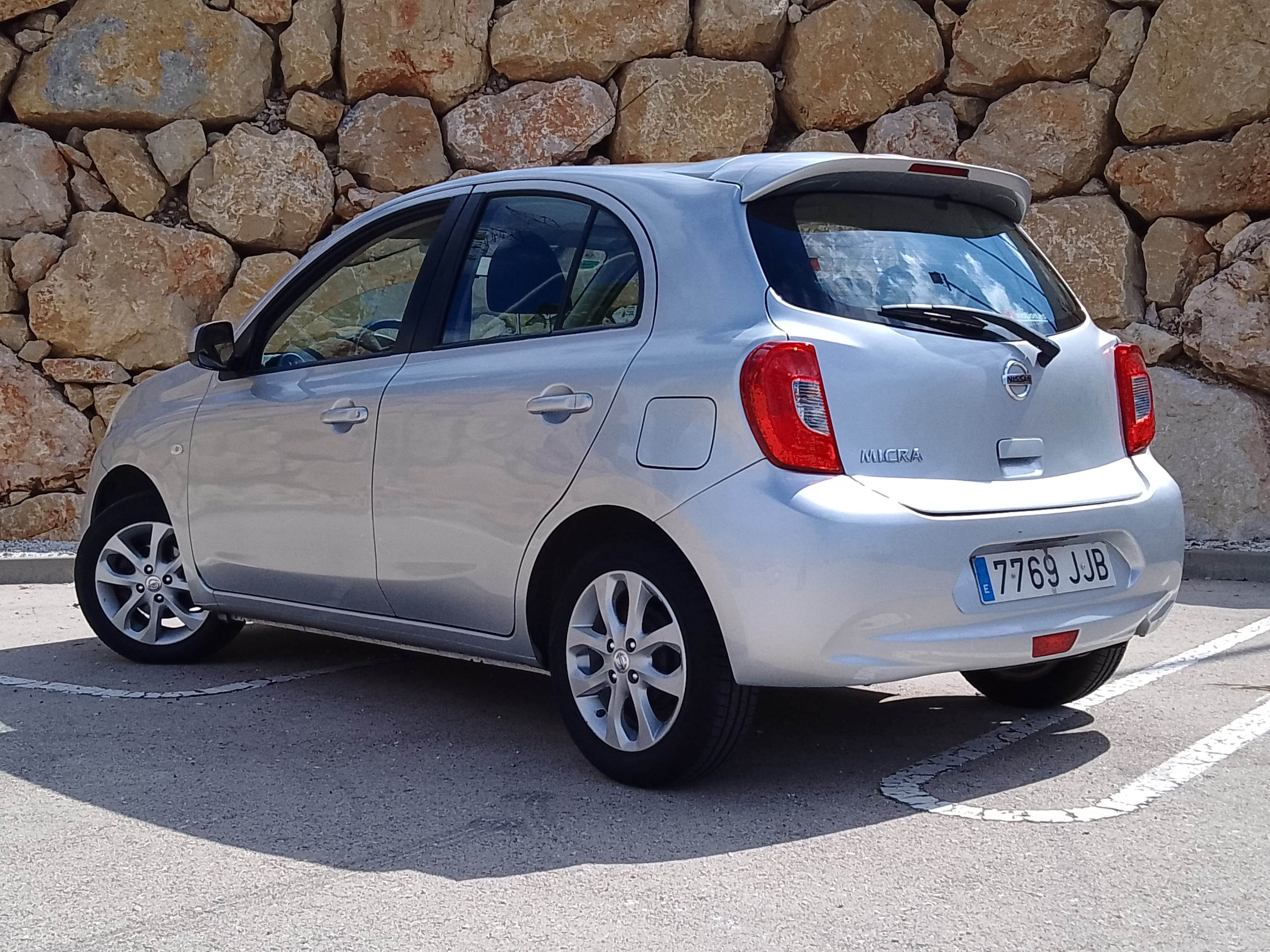 Nissan Micra con Entrada de Audio/iPod