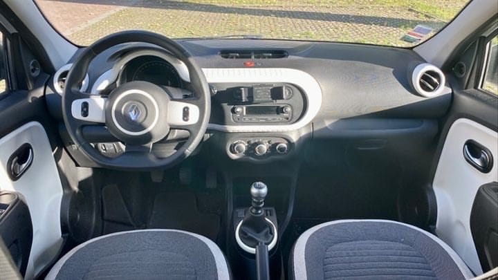 Renault Twingo III with Bluetooth audio