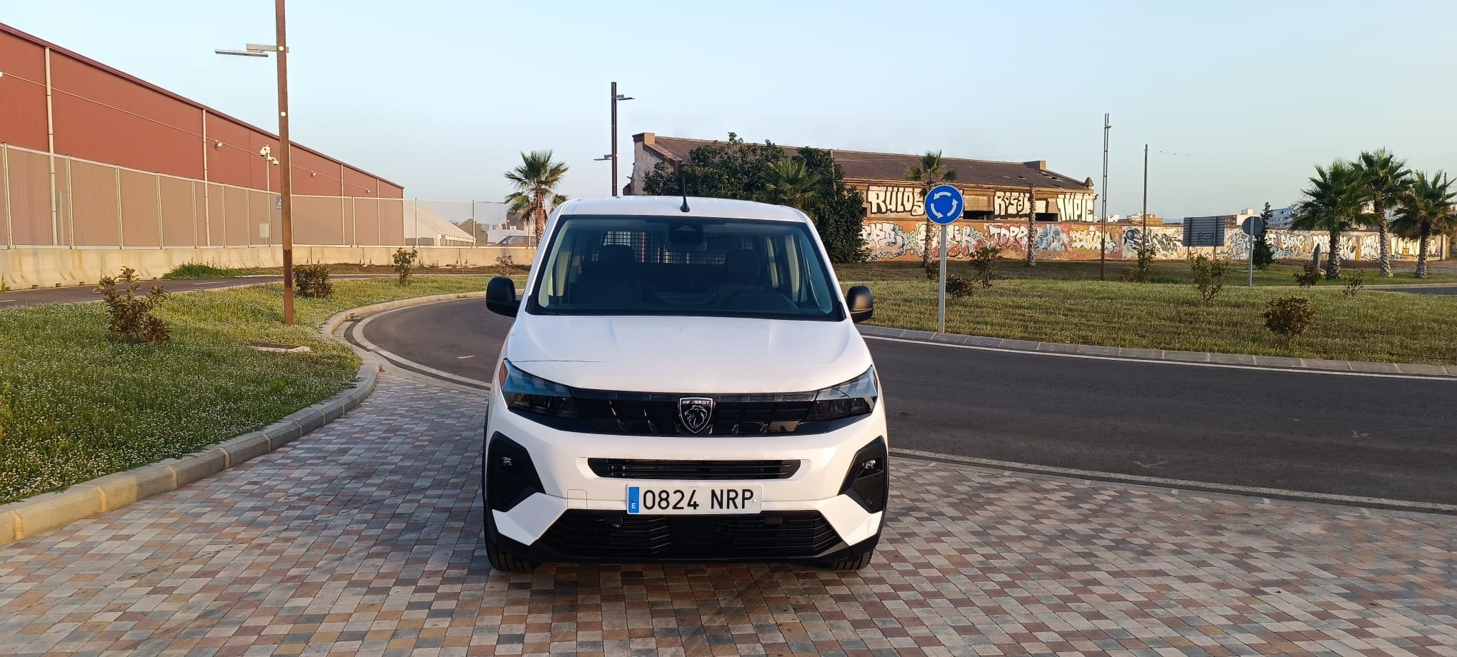 Peugeot Rifter con Puertos de carga USB