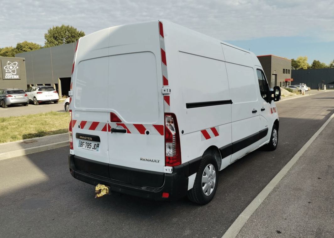 Renault Master avec Attelage